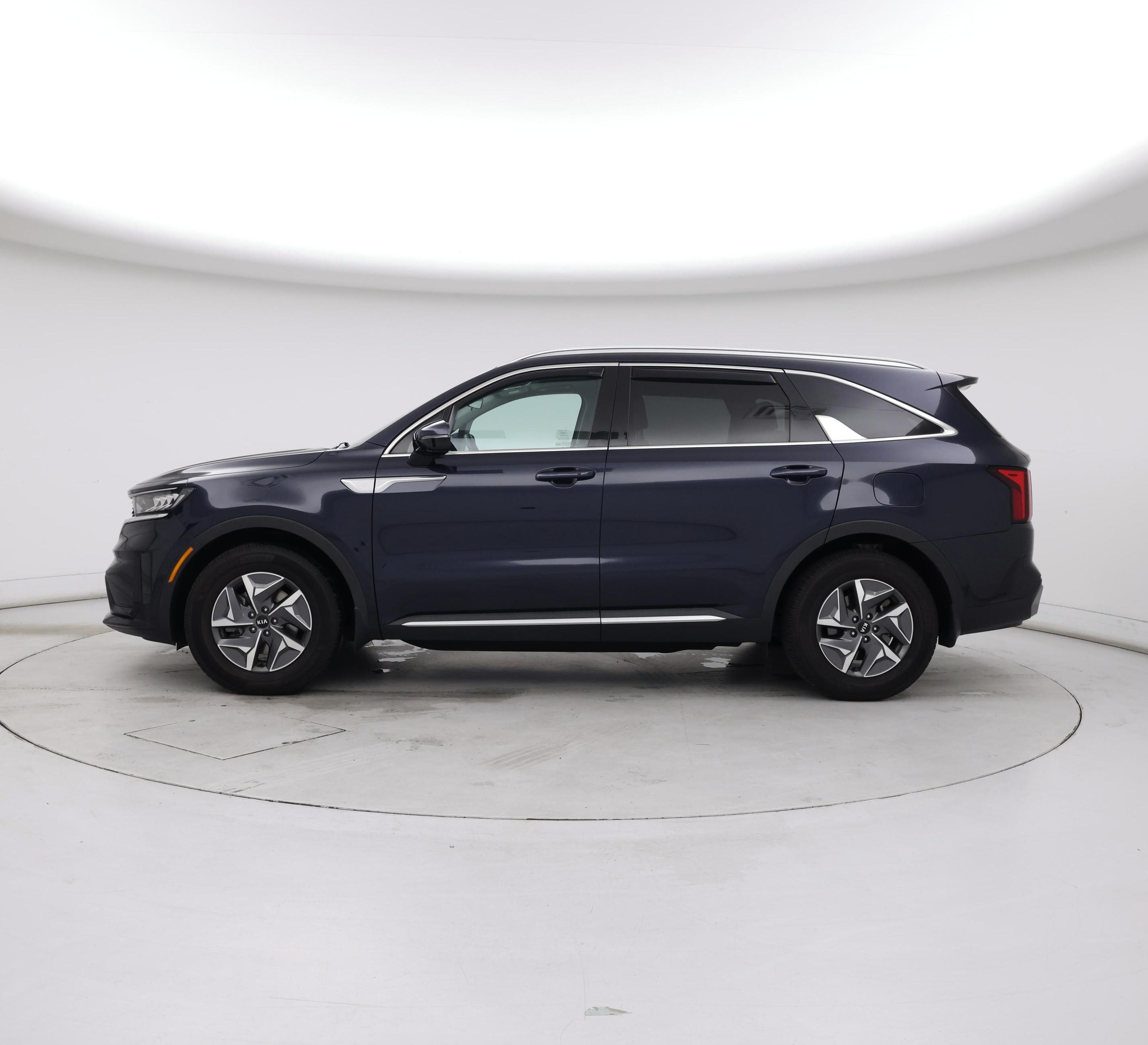 Thumbnail: 2021 Kia Sorento - 3