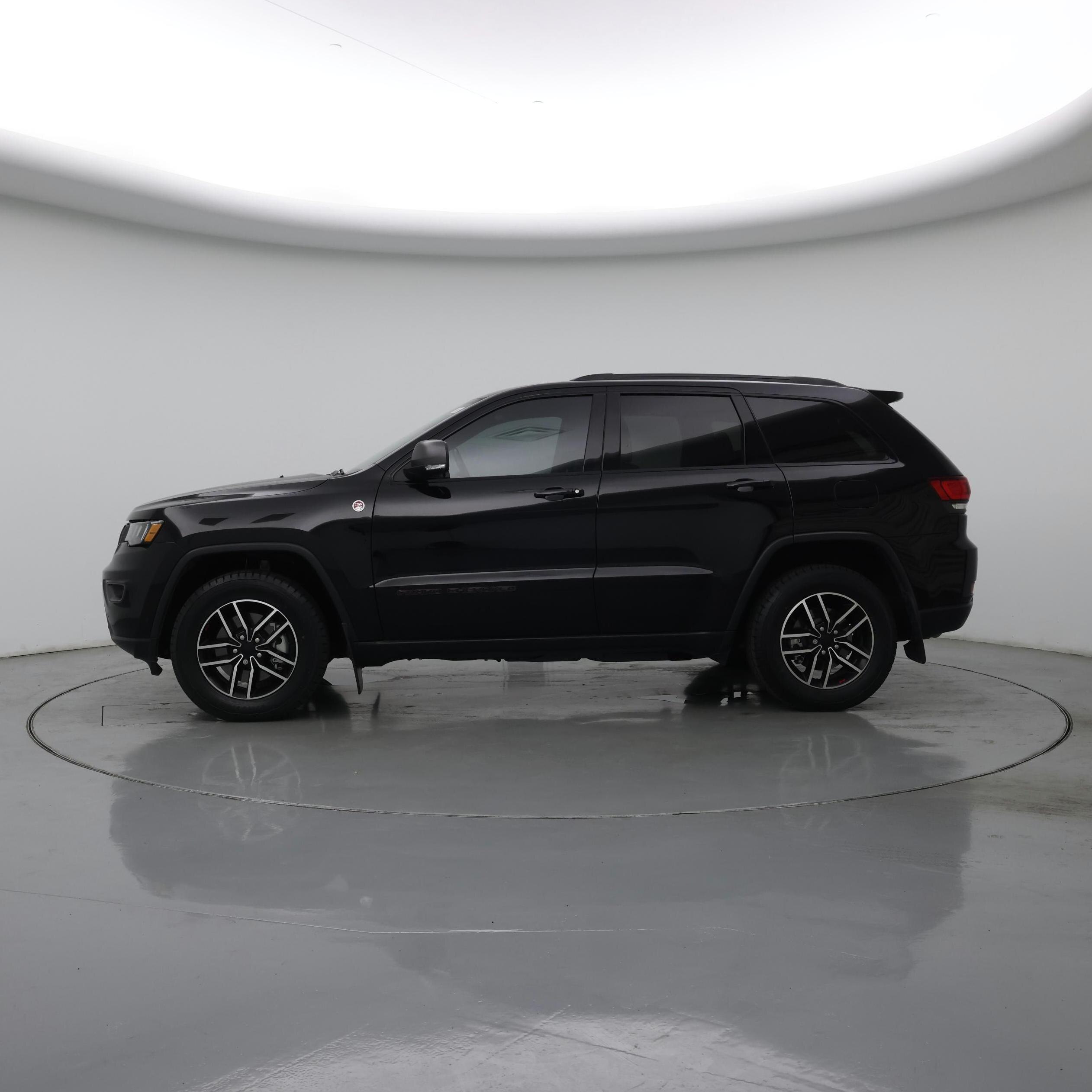 Thumbnail: 2021 Jeep Grand Cherokee - 3