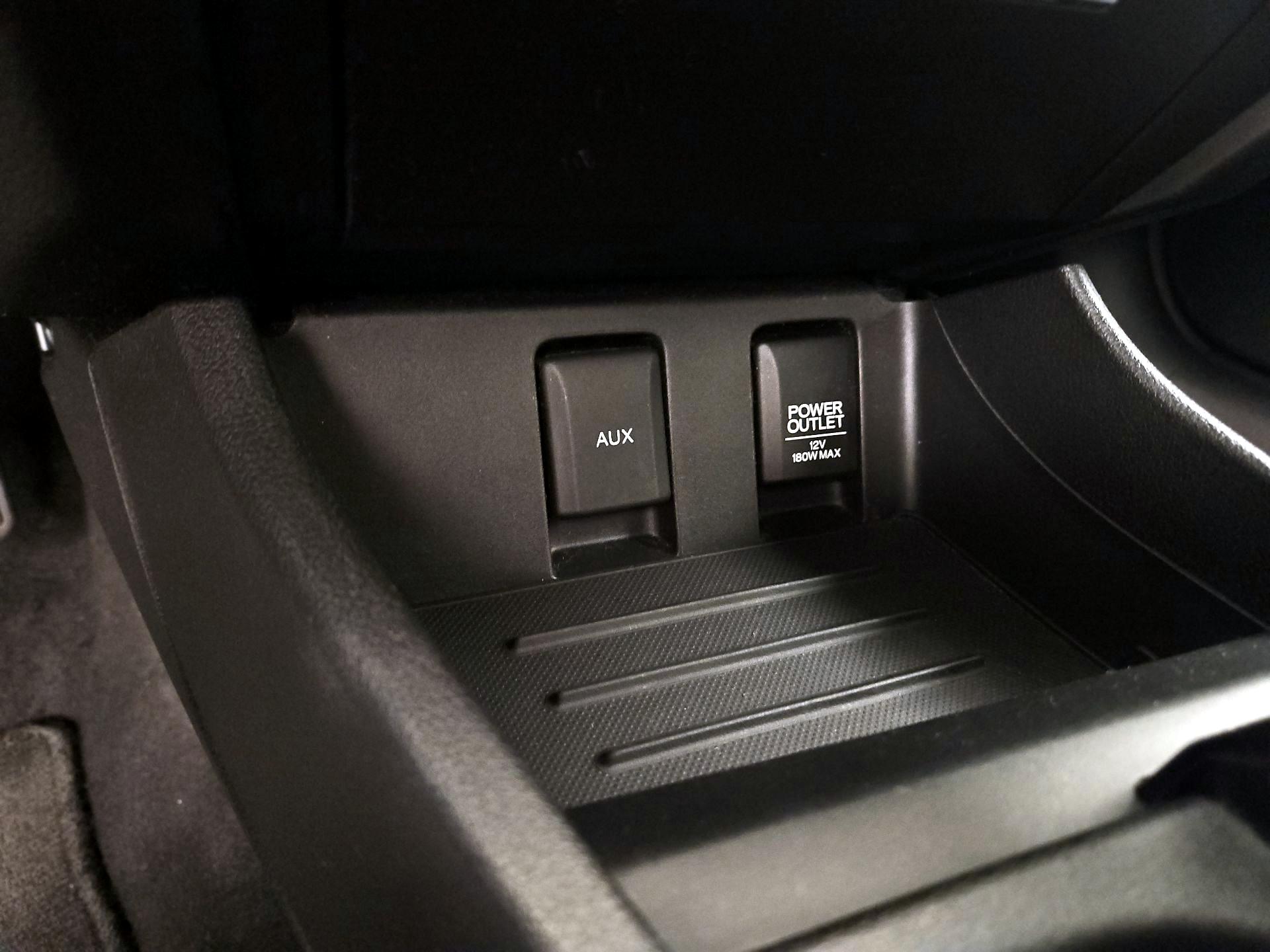 Thumbnail: 2014 Honda Civic - 18