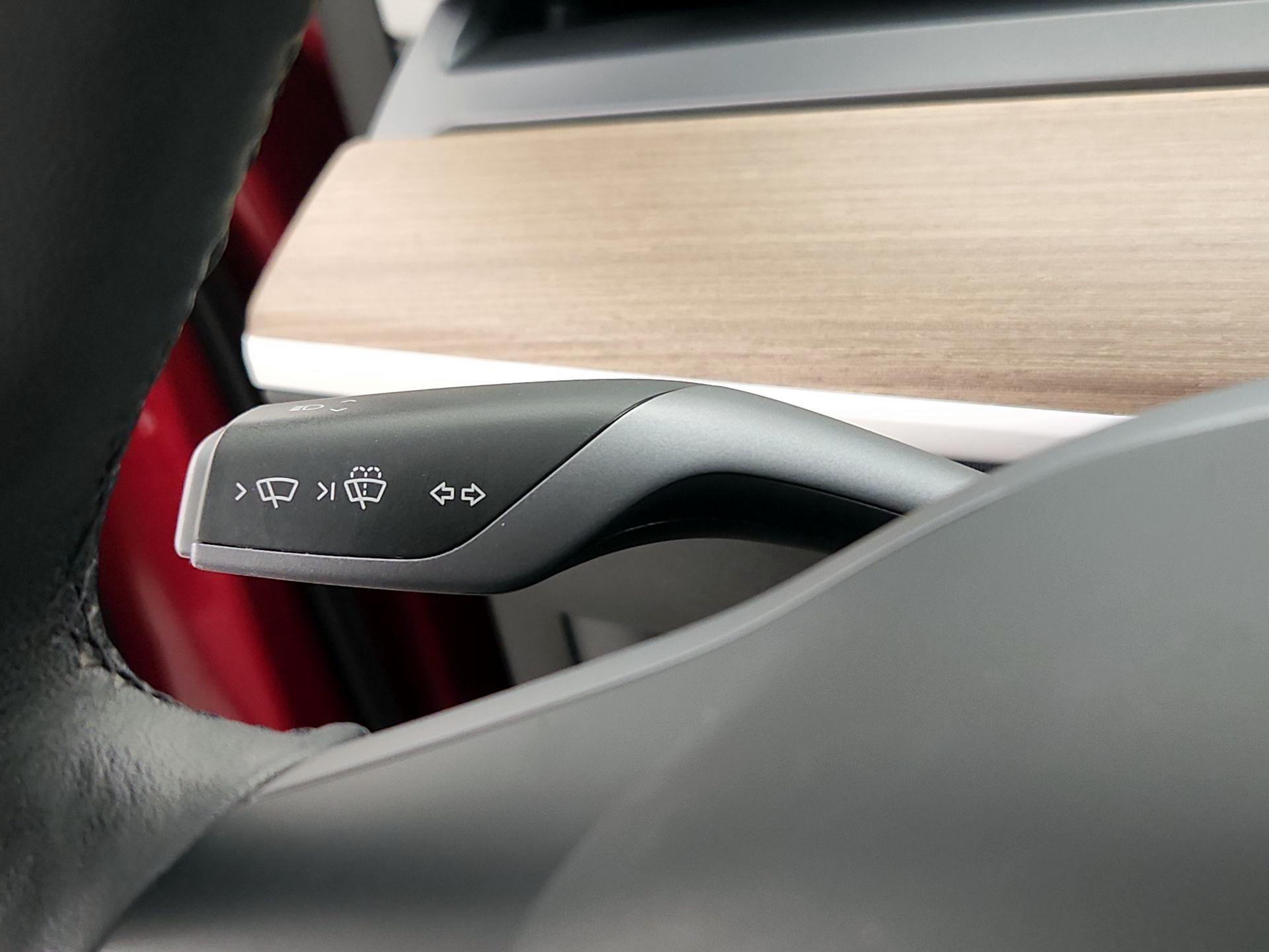 Thumbnail: 2022 Tesla Model Y - 13