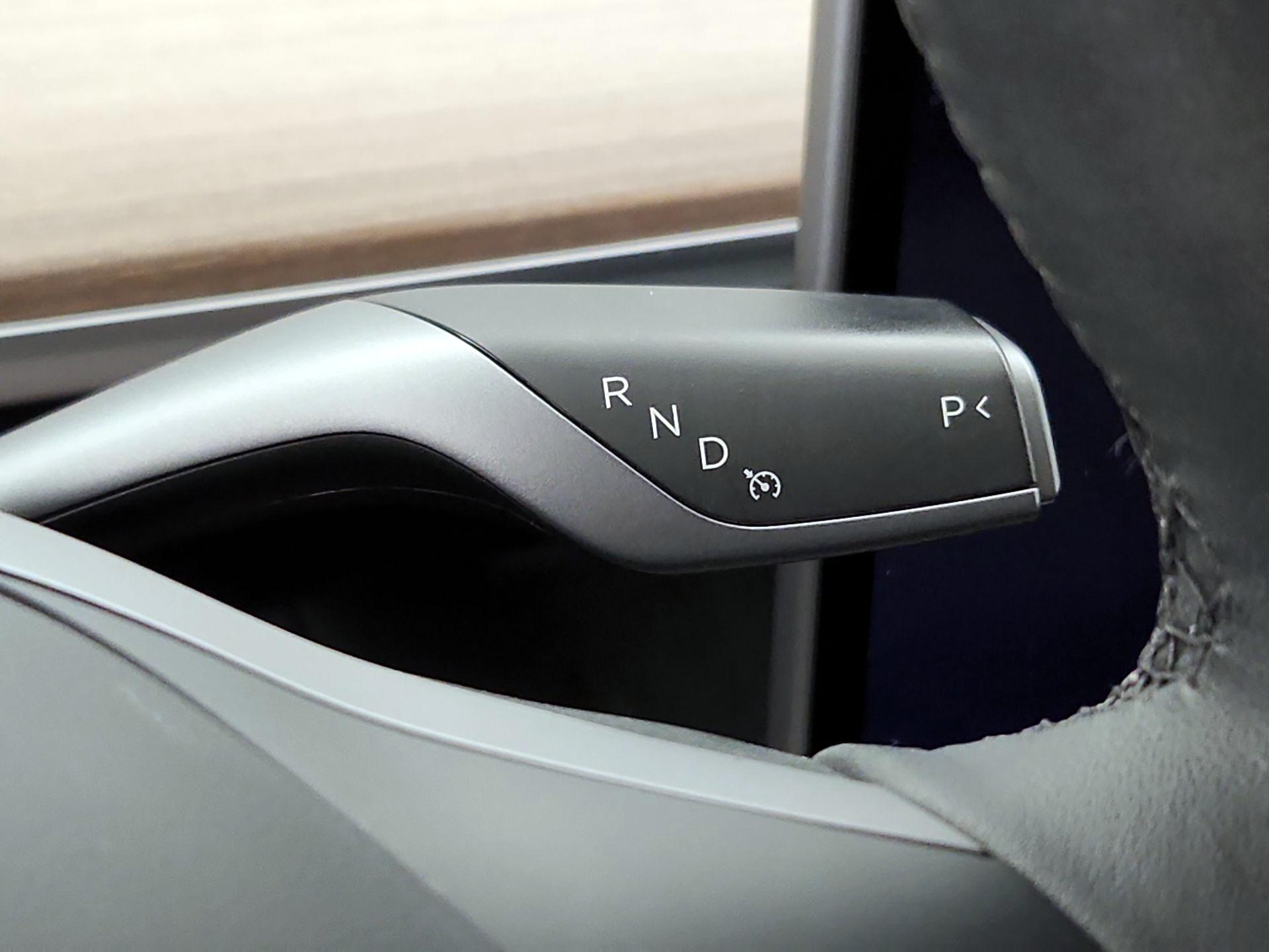Thumbnail: 2022 Tesla Model Y - 18