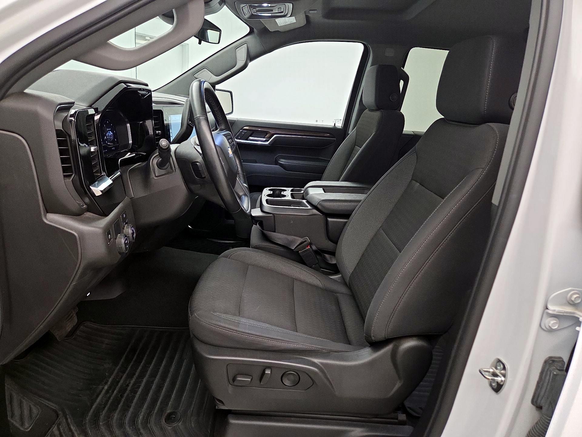 Thumbnail: 2024 Chevrolet Silverado 1500 - 11