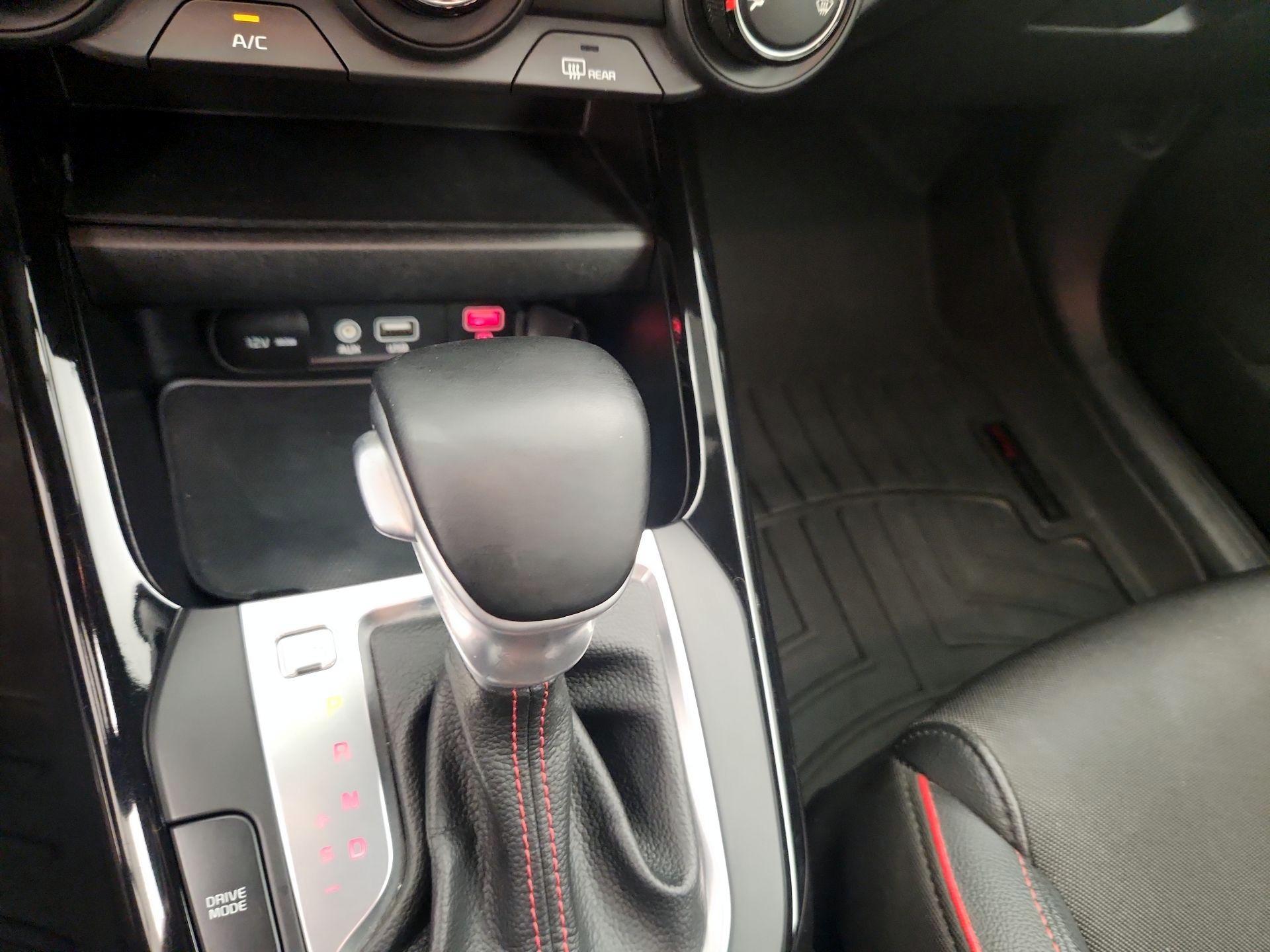 Thumbnail: 2021 Kia Forte - 17
