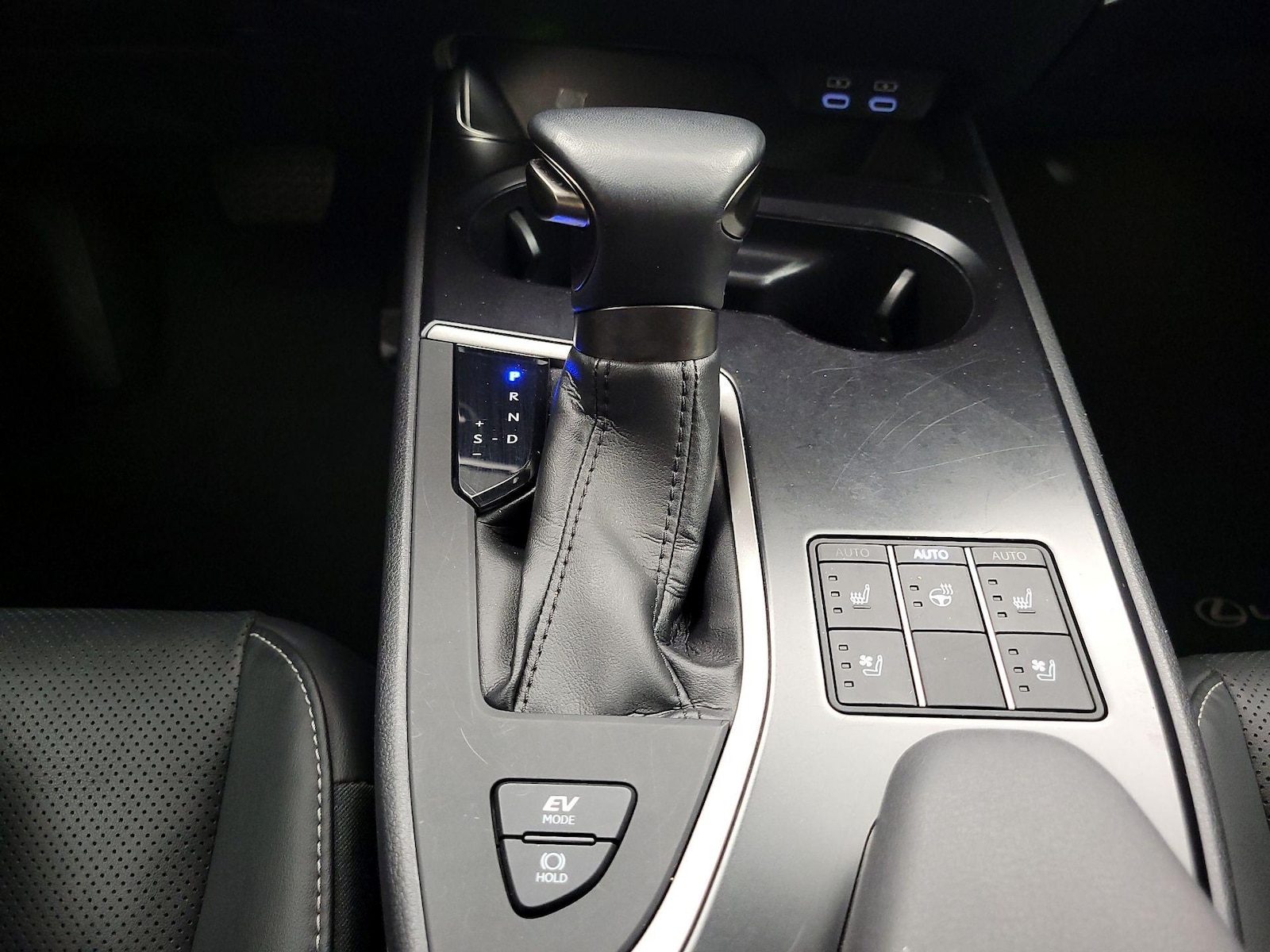 2023 Lexus UX Hybrid 250h Premium - Photo 19