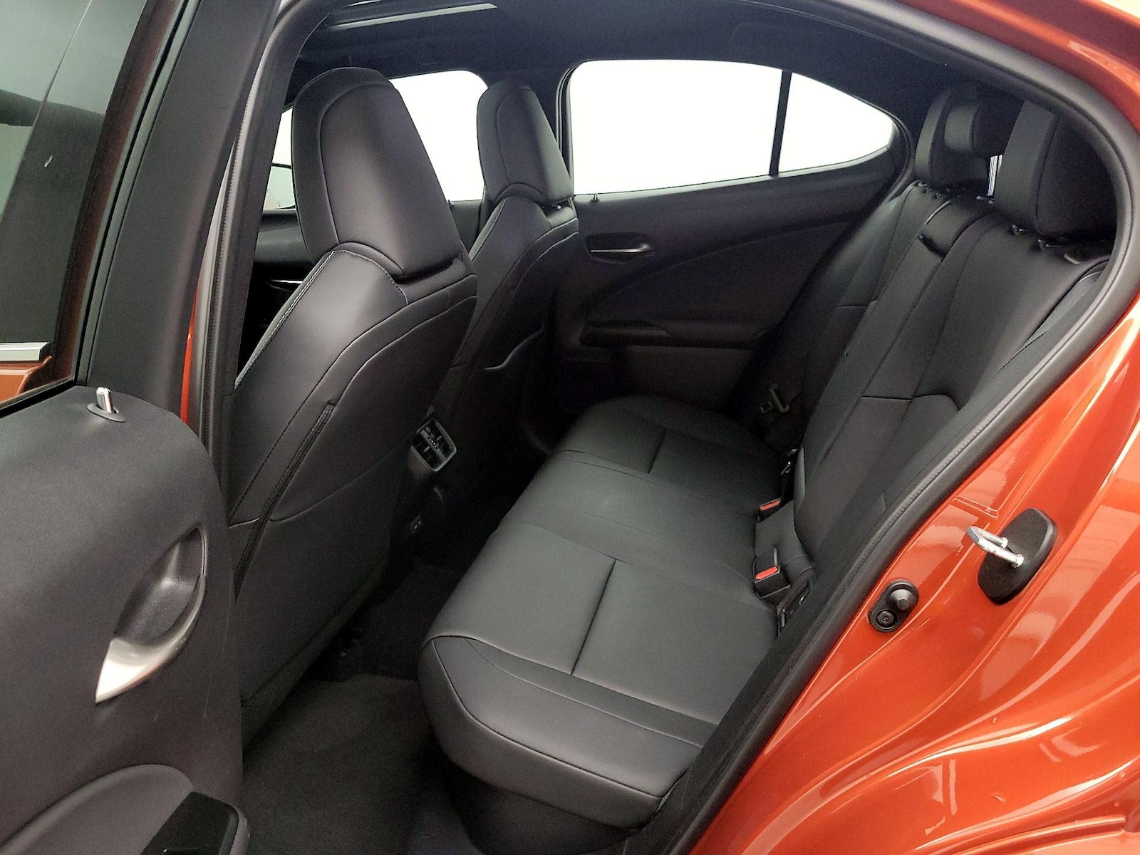 2023 Lexus UX Hybrid 250h Premium - Photo 22