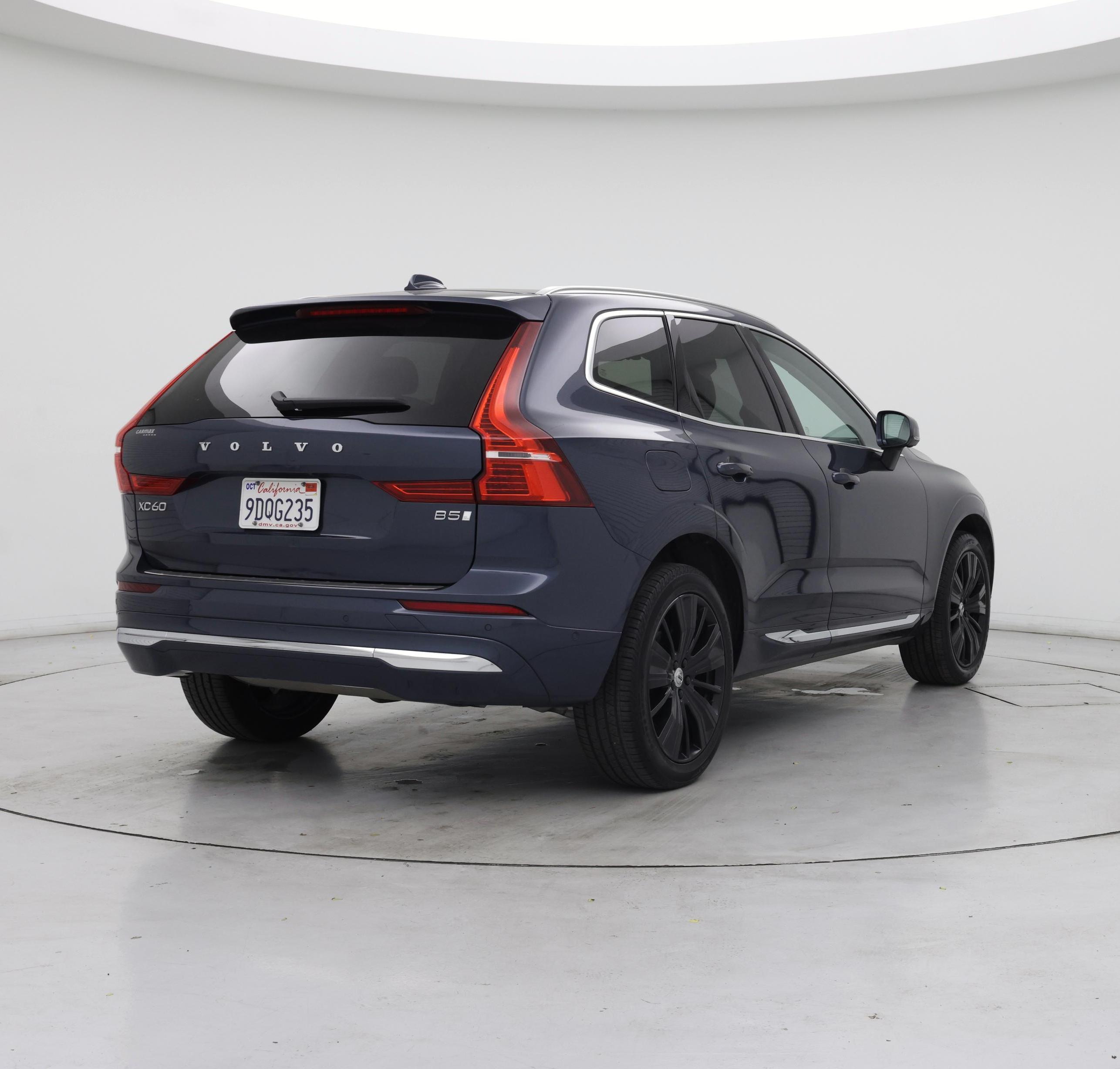 Thumbnail: 2023 Volvo XC60 - 8