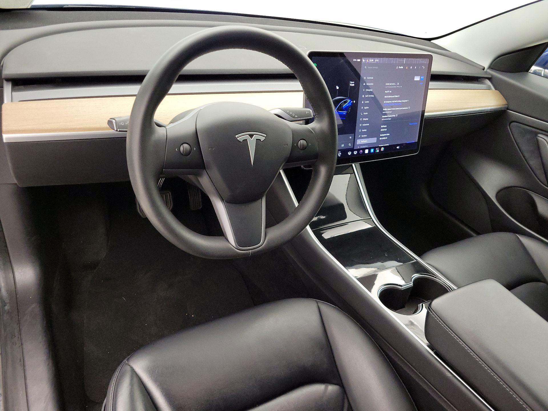 Thumbnail: 2020 Tesla Model 3 - 9