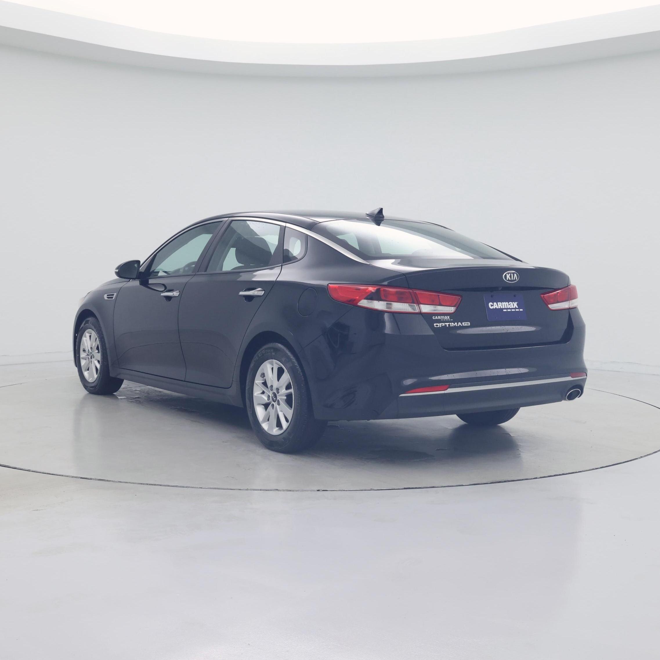 Thumbnail: 2016 Kia Optima - 2