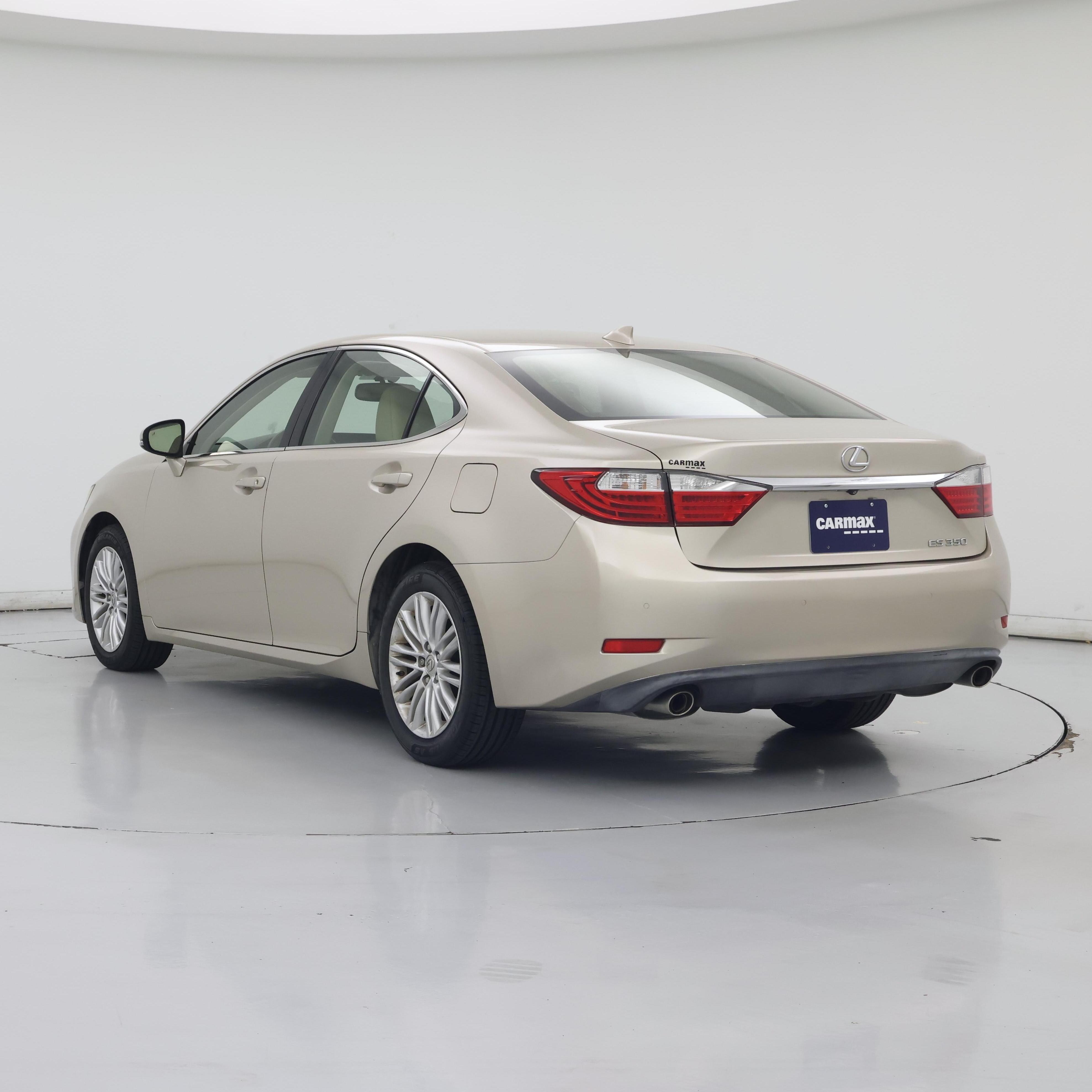 Thumbnail: 2015 Lexus ES - 2