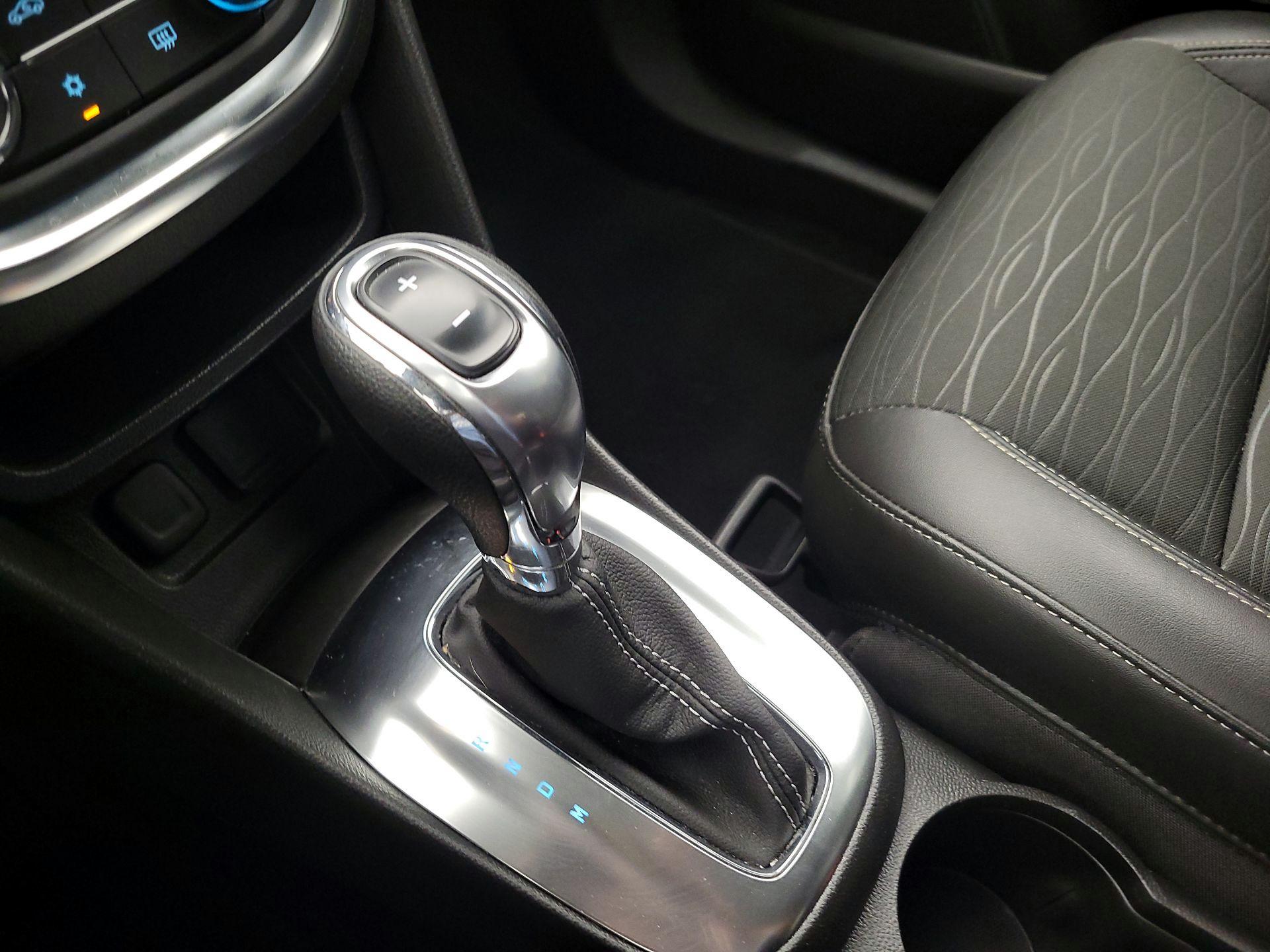 Thumbnail: 2016 Buick Encore - 17