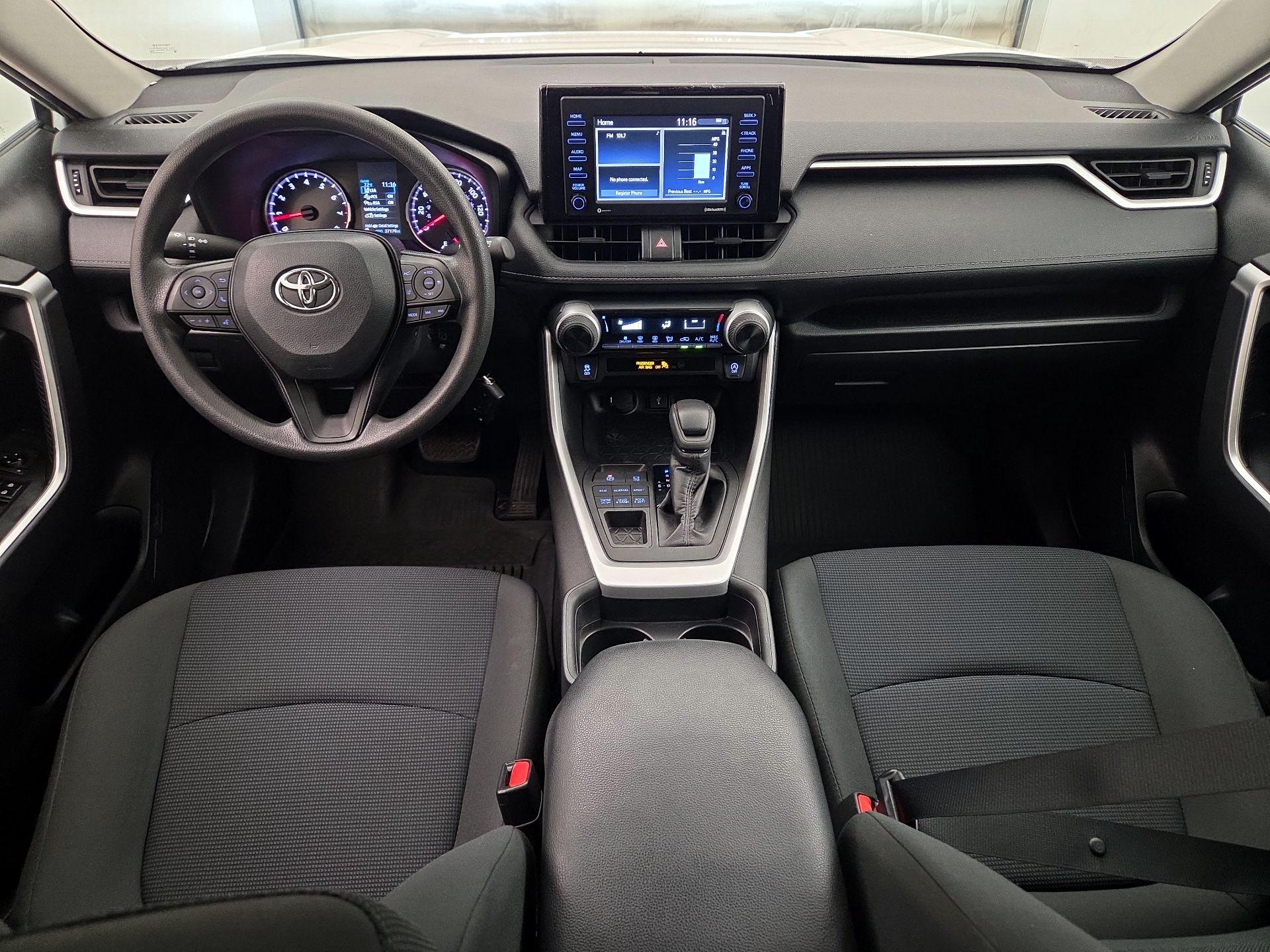 Thumbnail: 2020 Toyota RAV4 - 9