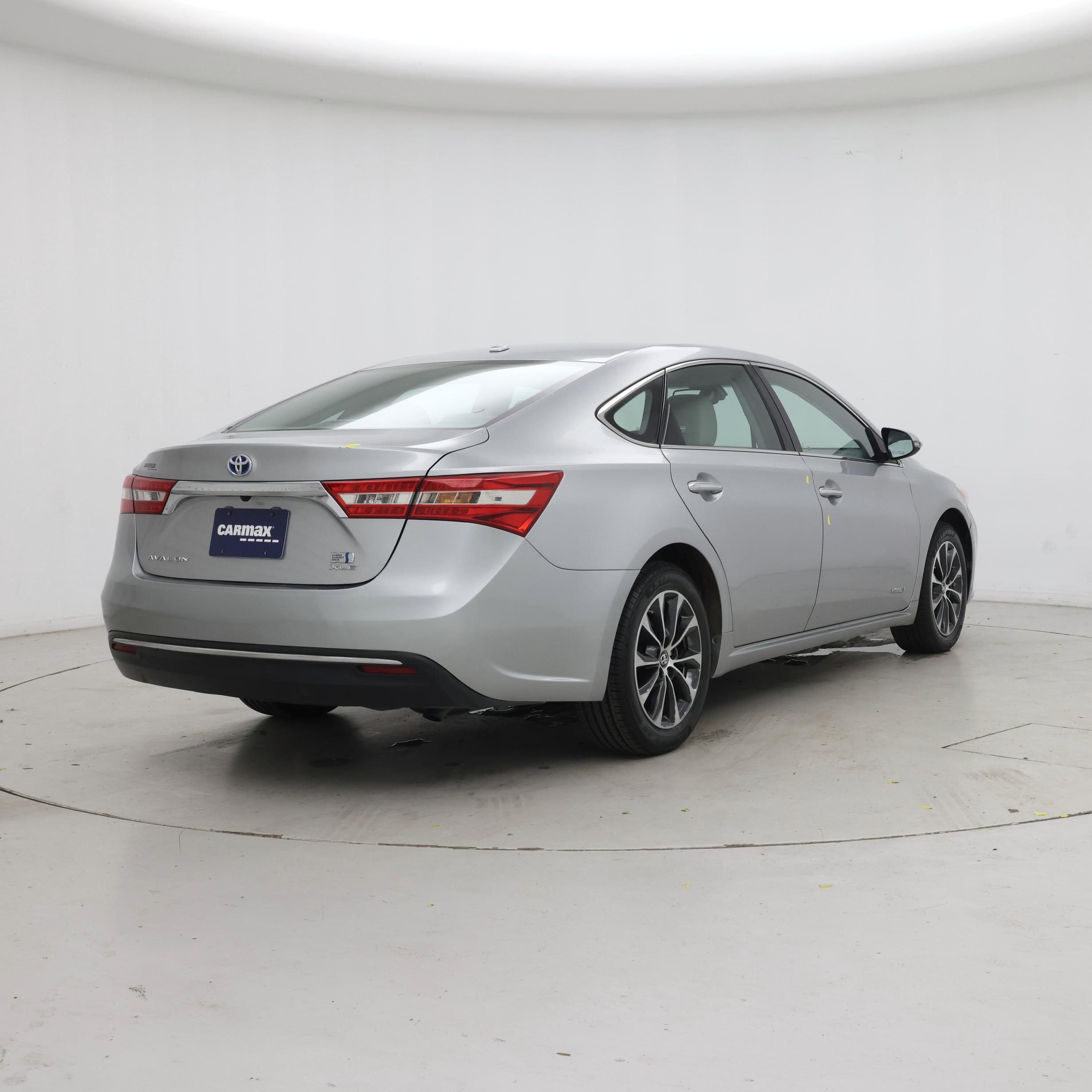 Thumbnail: 2018 Toyota Avalon - 8