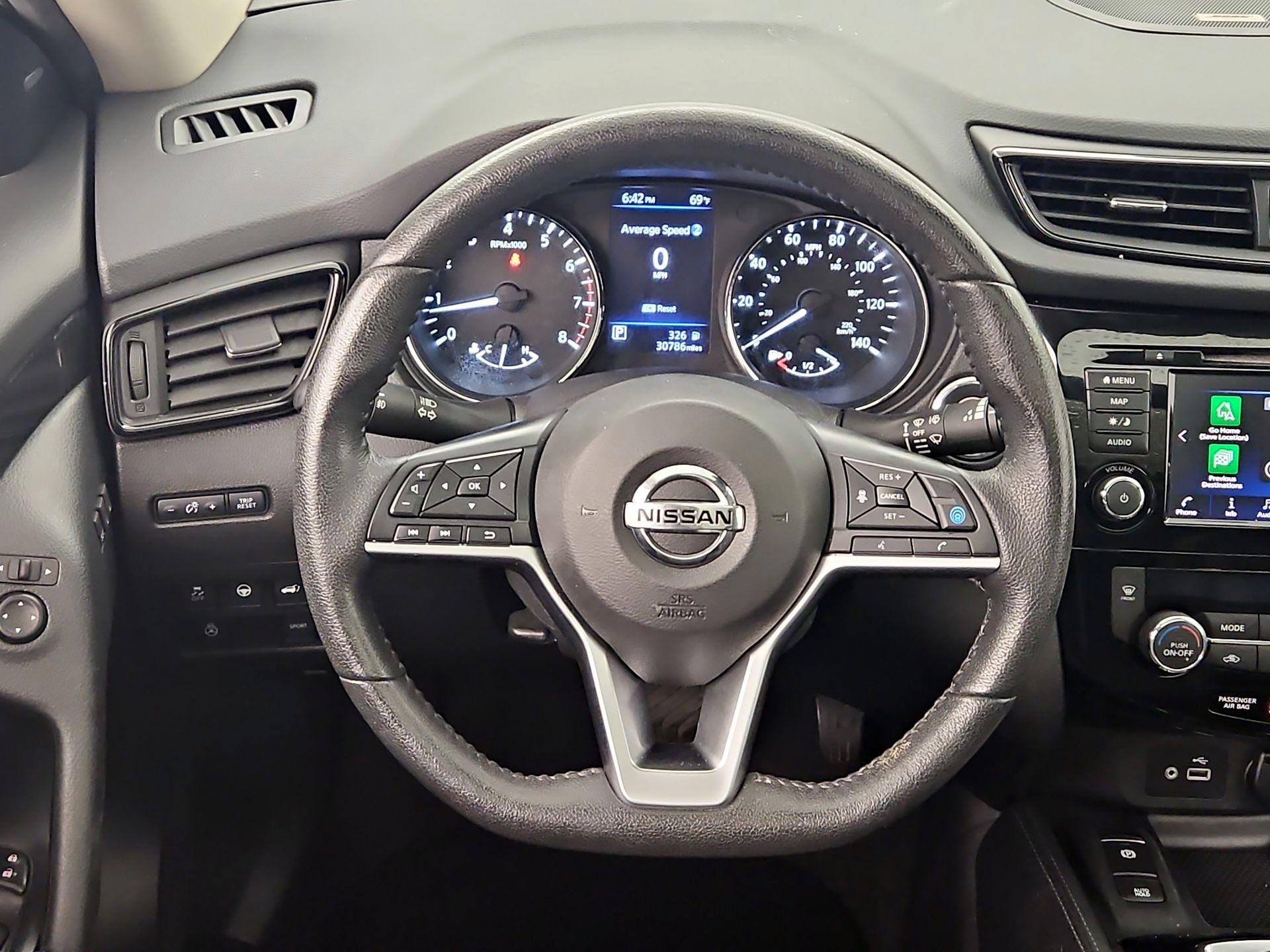 Thumbnail: 2020 Nissan Rogue - 10