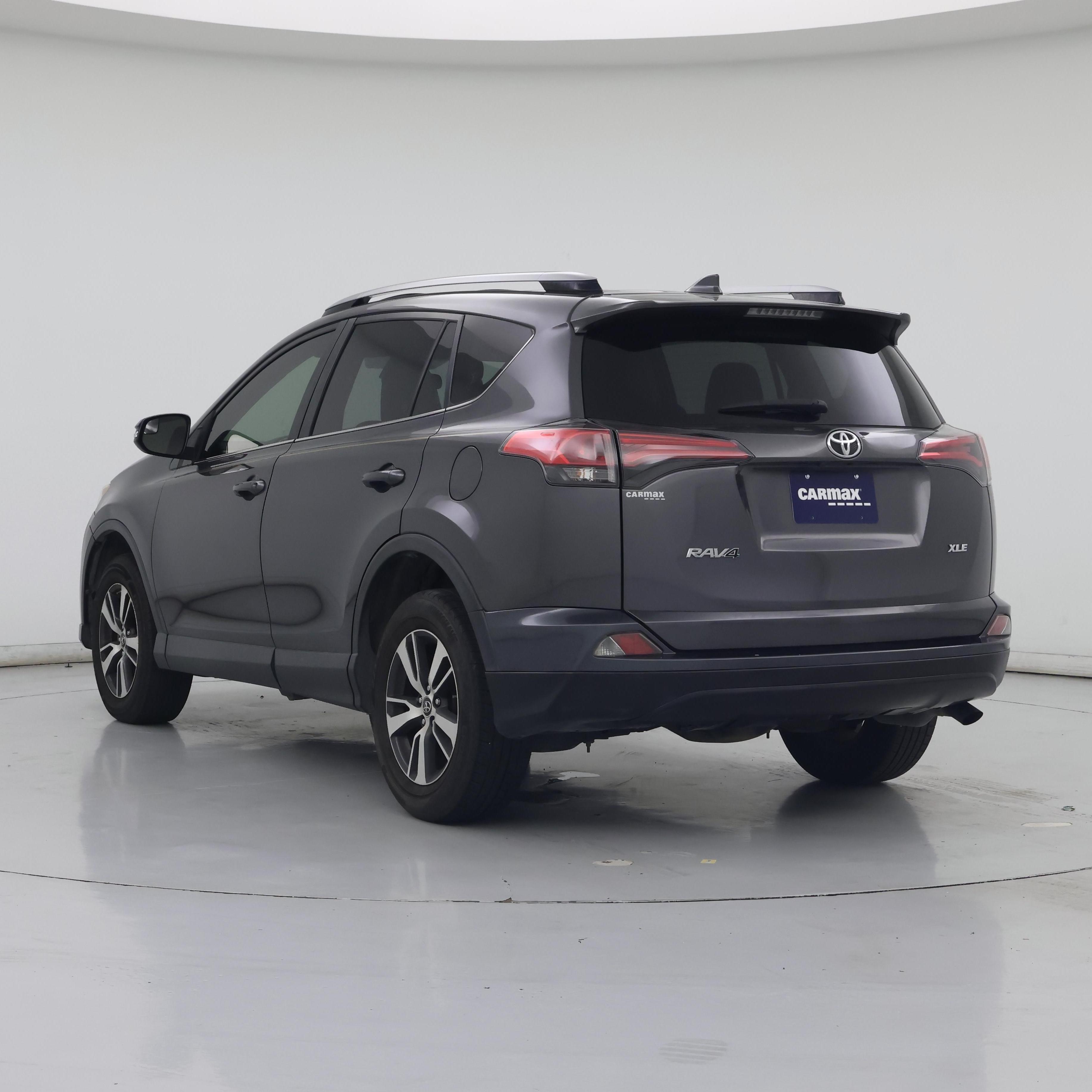 Thumbnail: 2017 Toyota RAV4 - 2