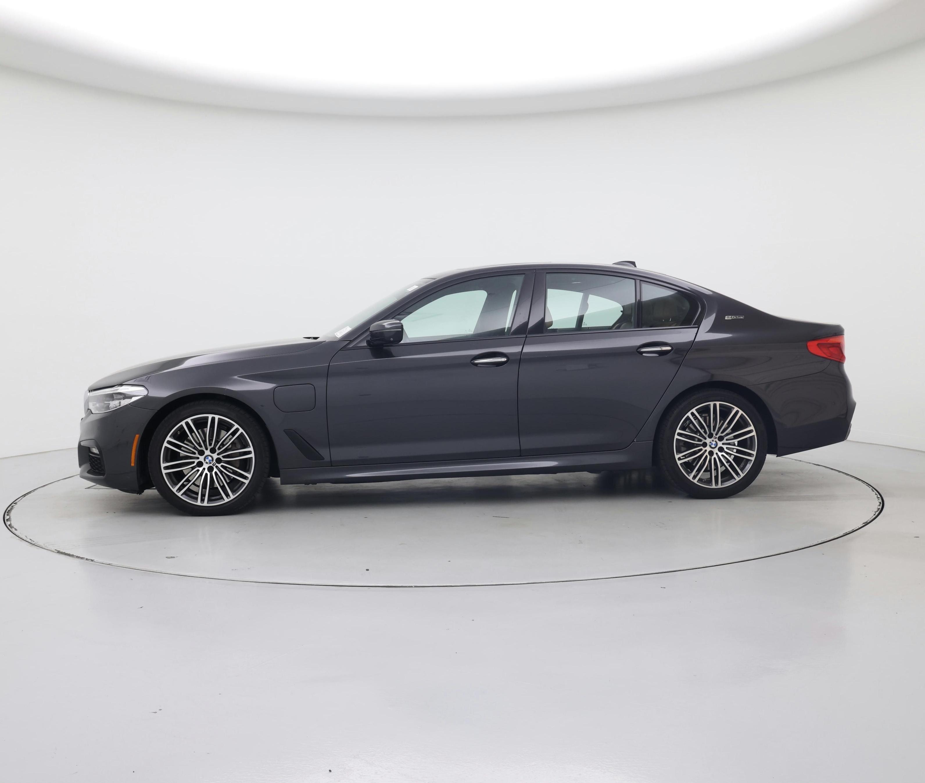 Thumbnail: 2018 BMW 5 Series - 3