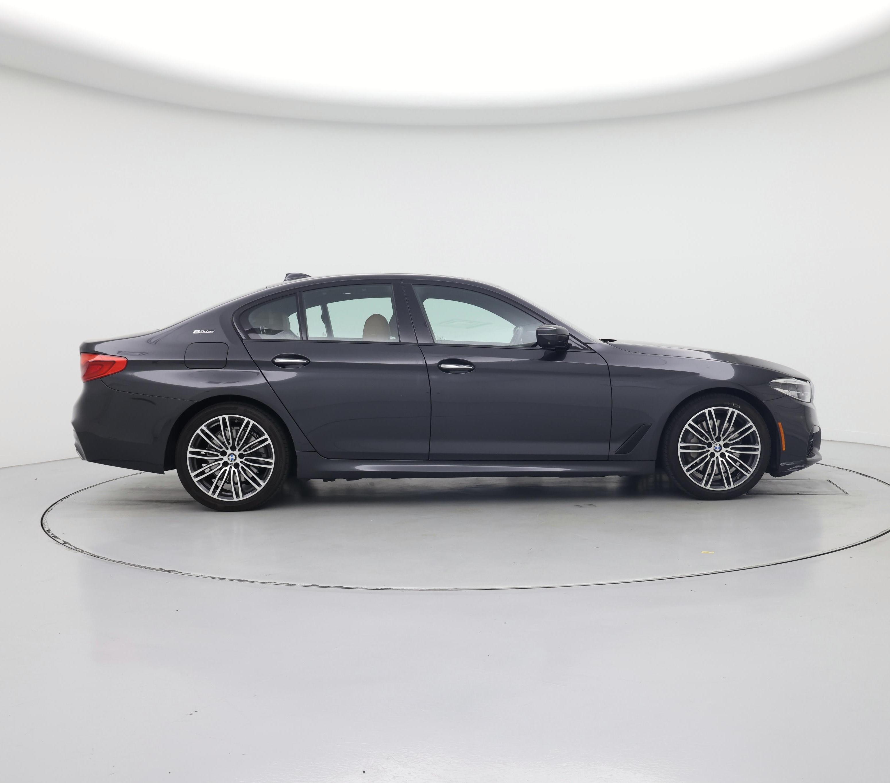 Thumbnail: 2018 BMW 5 Series - 7