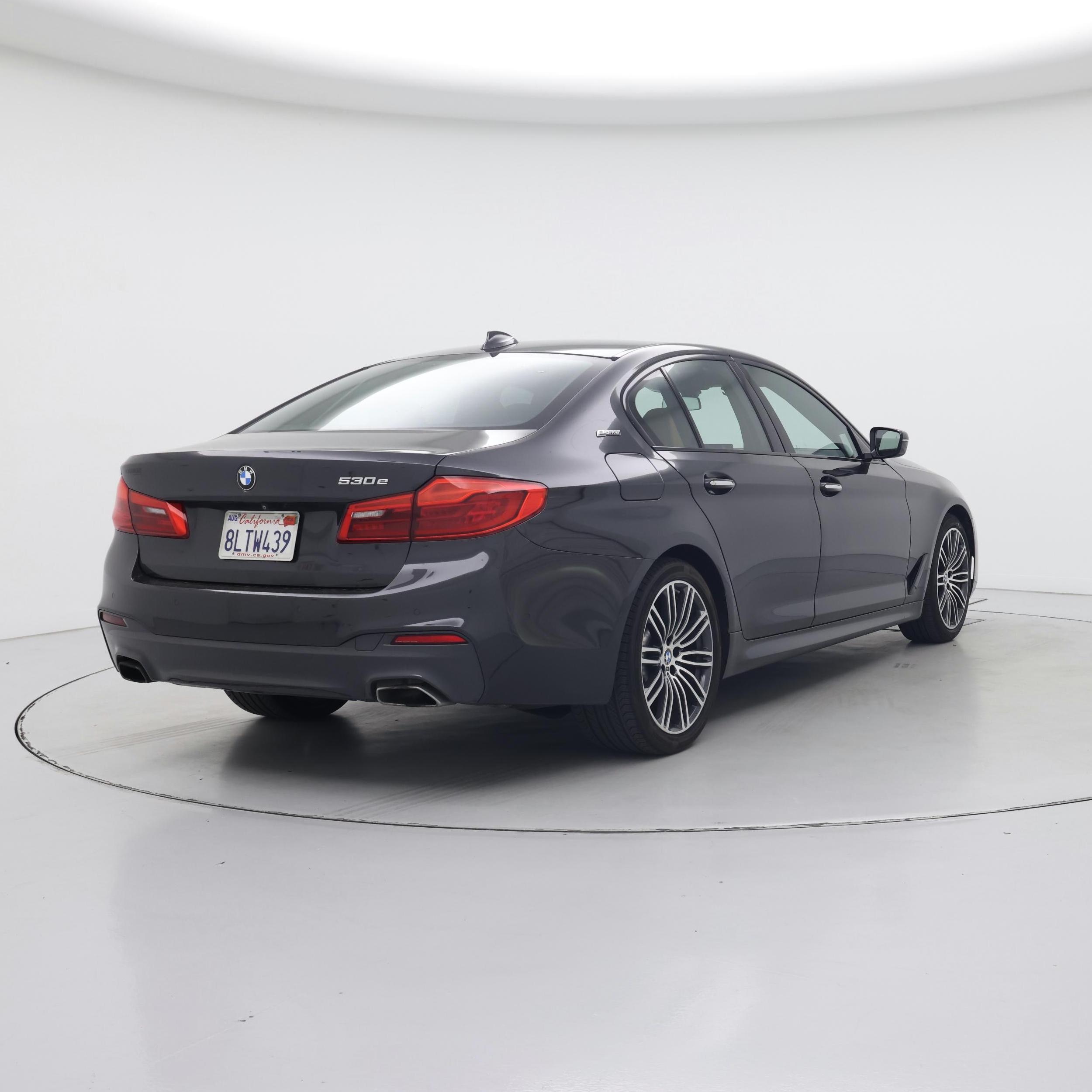 Thumbnail: 2018 BMW 5 Series - 8
