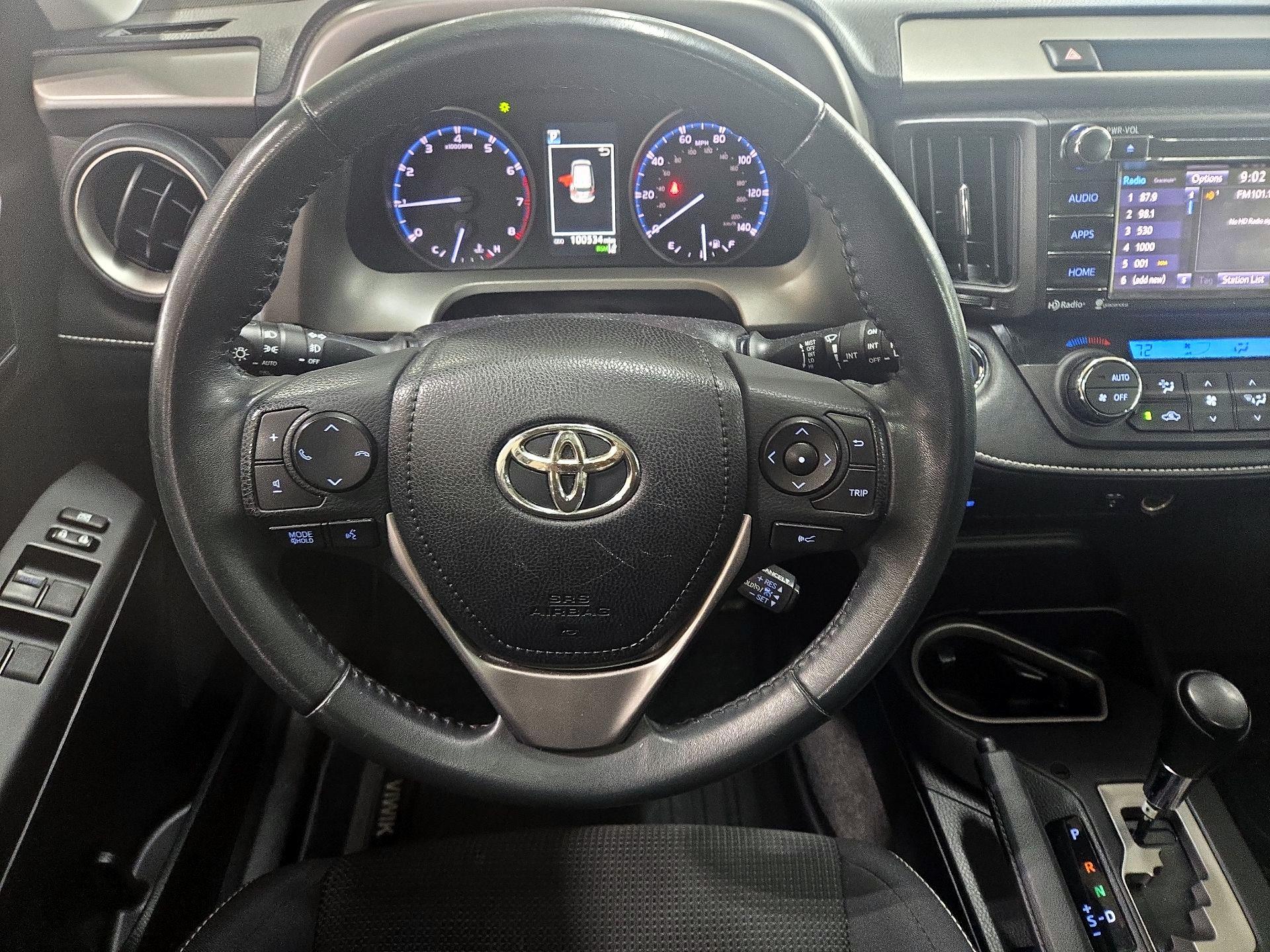 Thumbnail: 2018 Toyota RAV4 - 10
