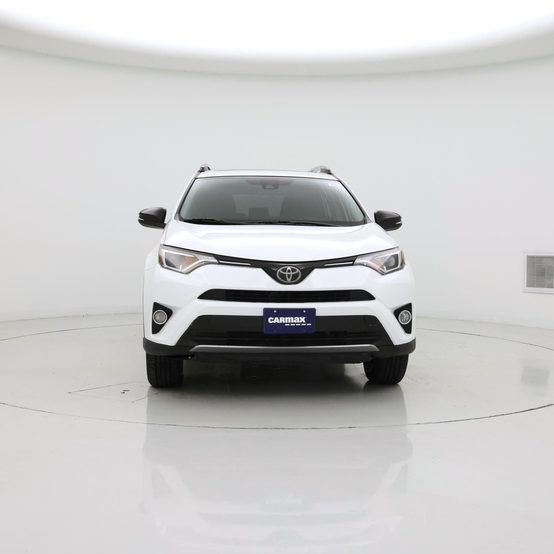 Thumbnail: 2018 Toyota RAV4 - 5