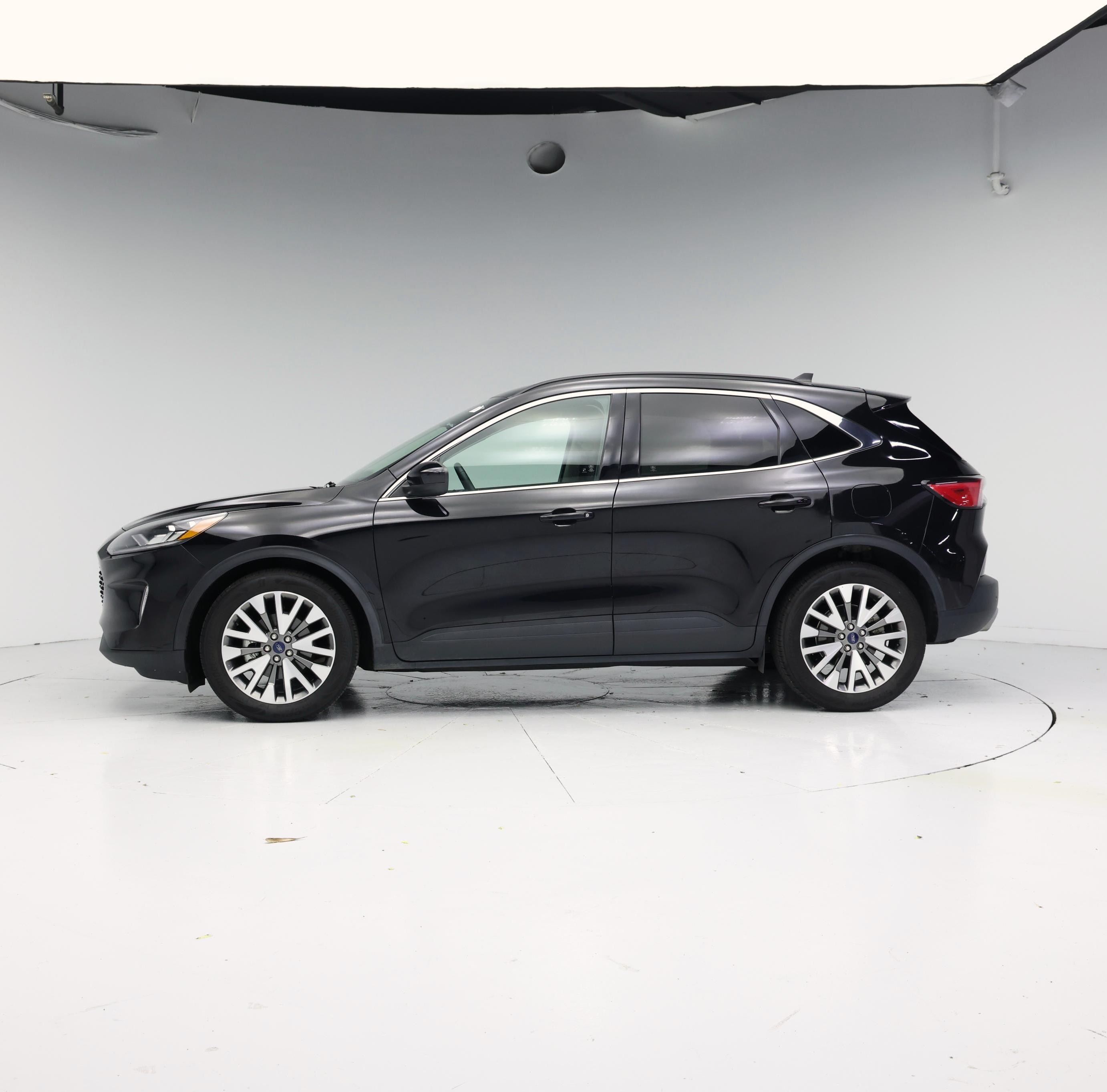 Thumbnail: 2022 Ford Escape - 3