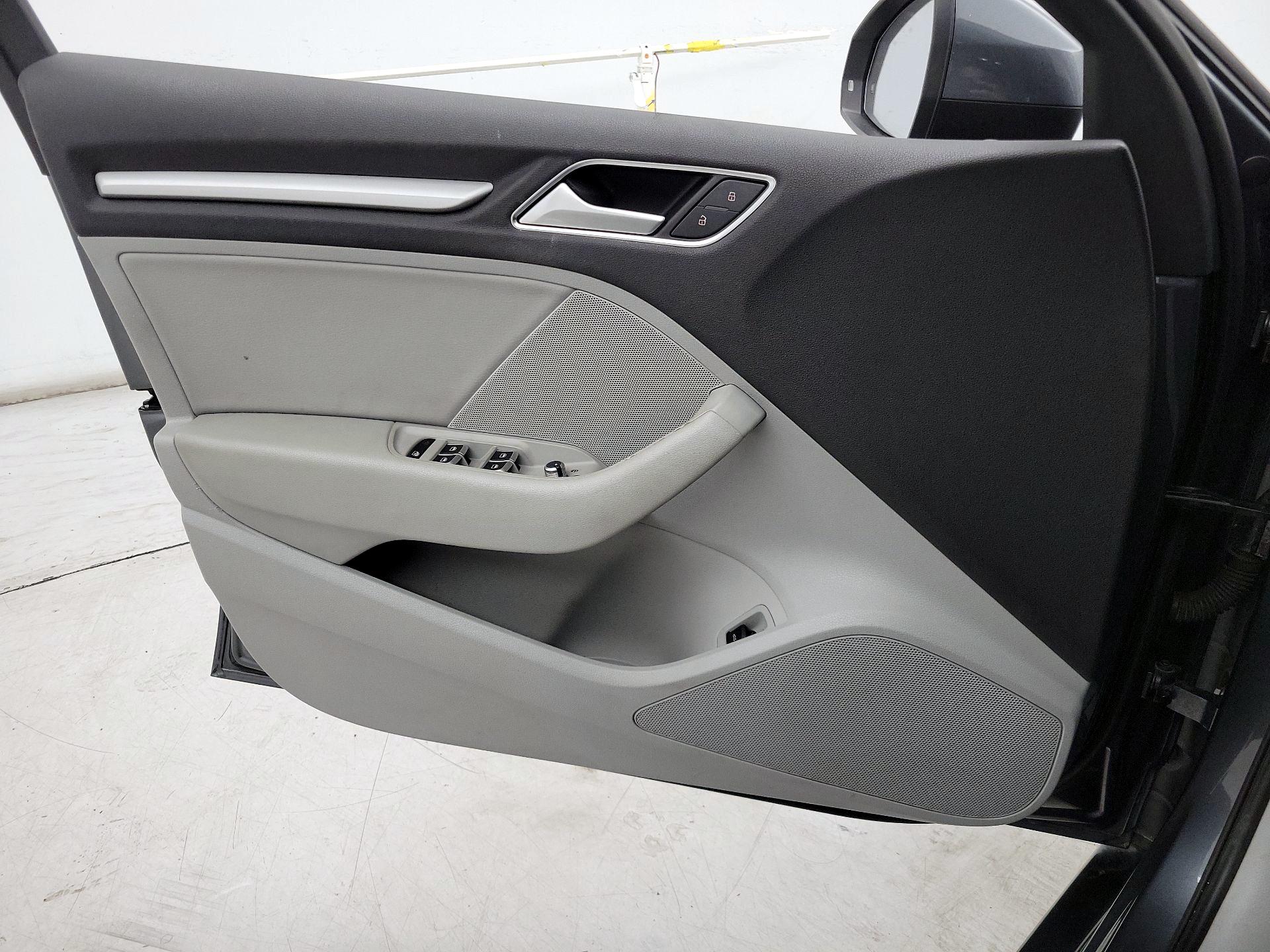 Thumbnail: 2016 Audi A3 - 12