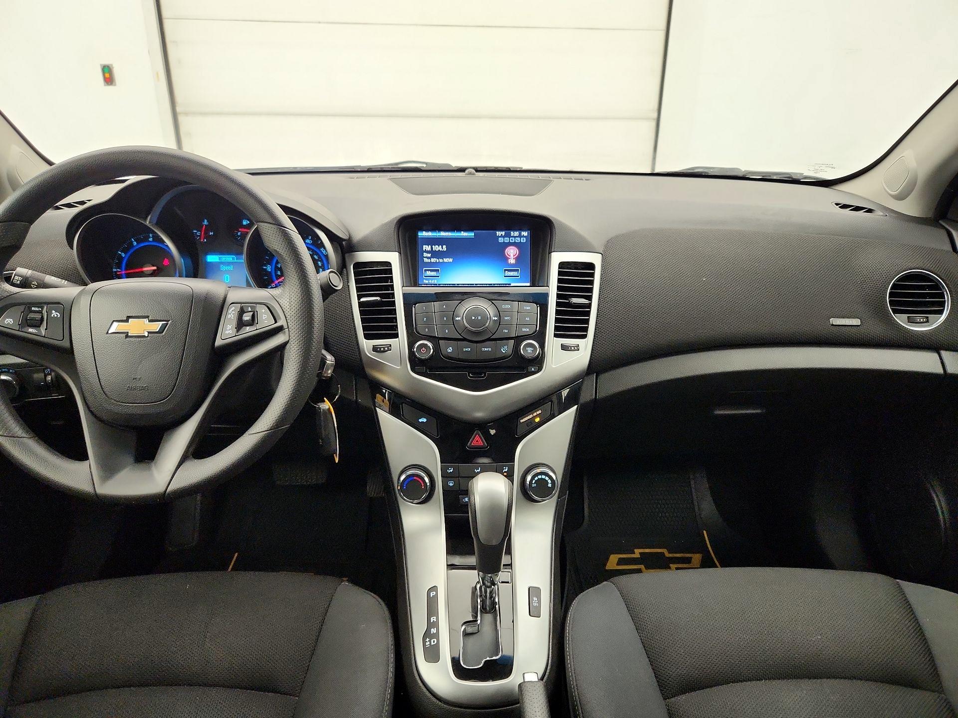 Thumbnail: 2016 Chevrolet Cruze - 9