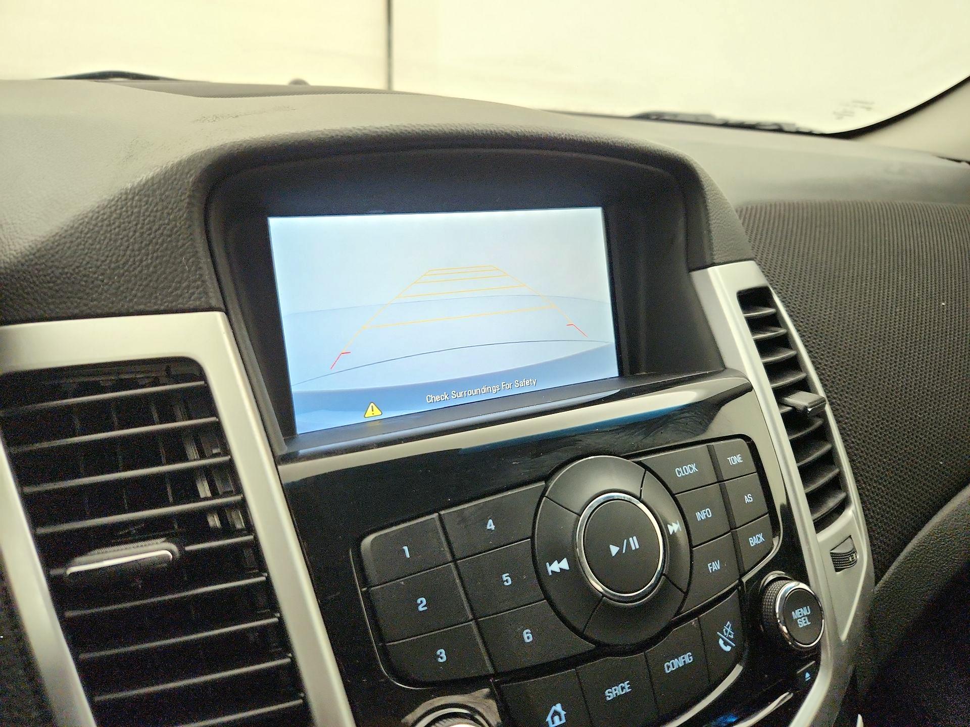 Thumbnail: 2016 Chevrolet Cruze - 14
