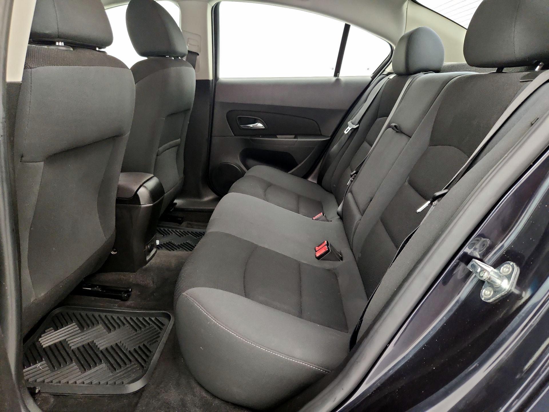 Thumbnail: 2016 Chevrolet Cruze - 19