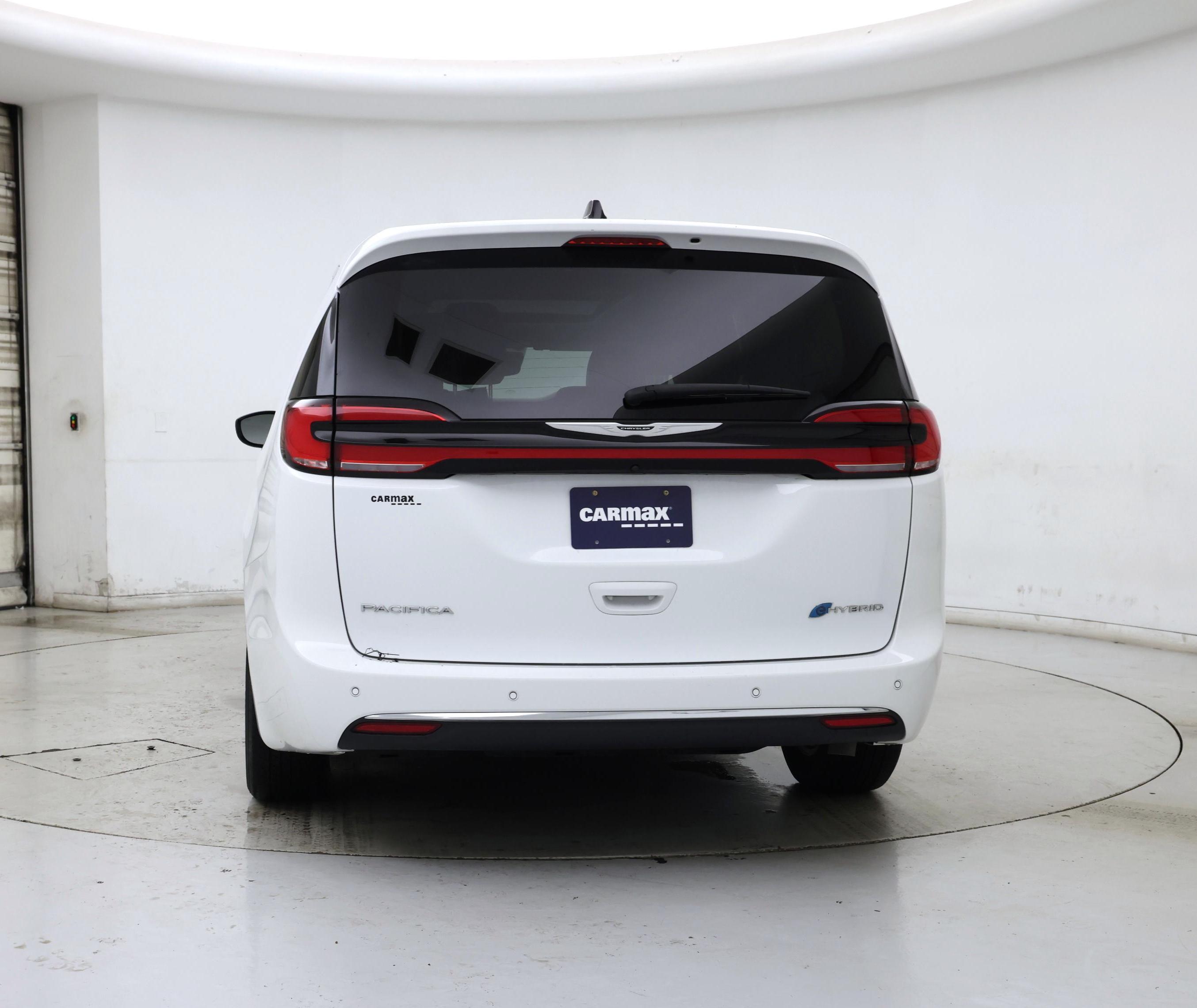 Thumbnail: 2023 Chrysler Pacifica - 6