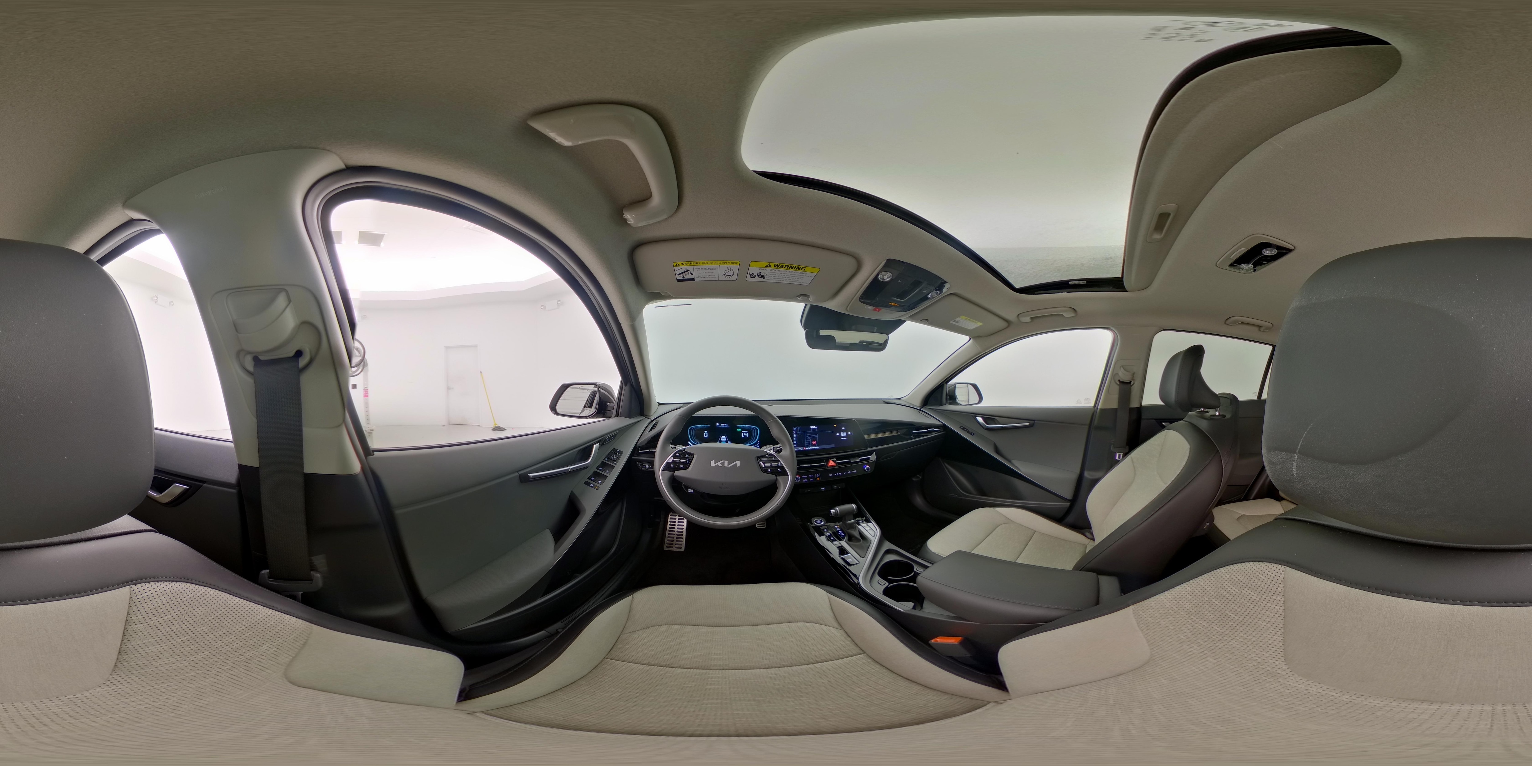 2024 Kia Niro SX Touring - Photo 28