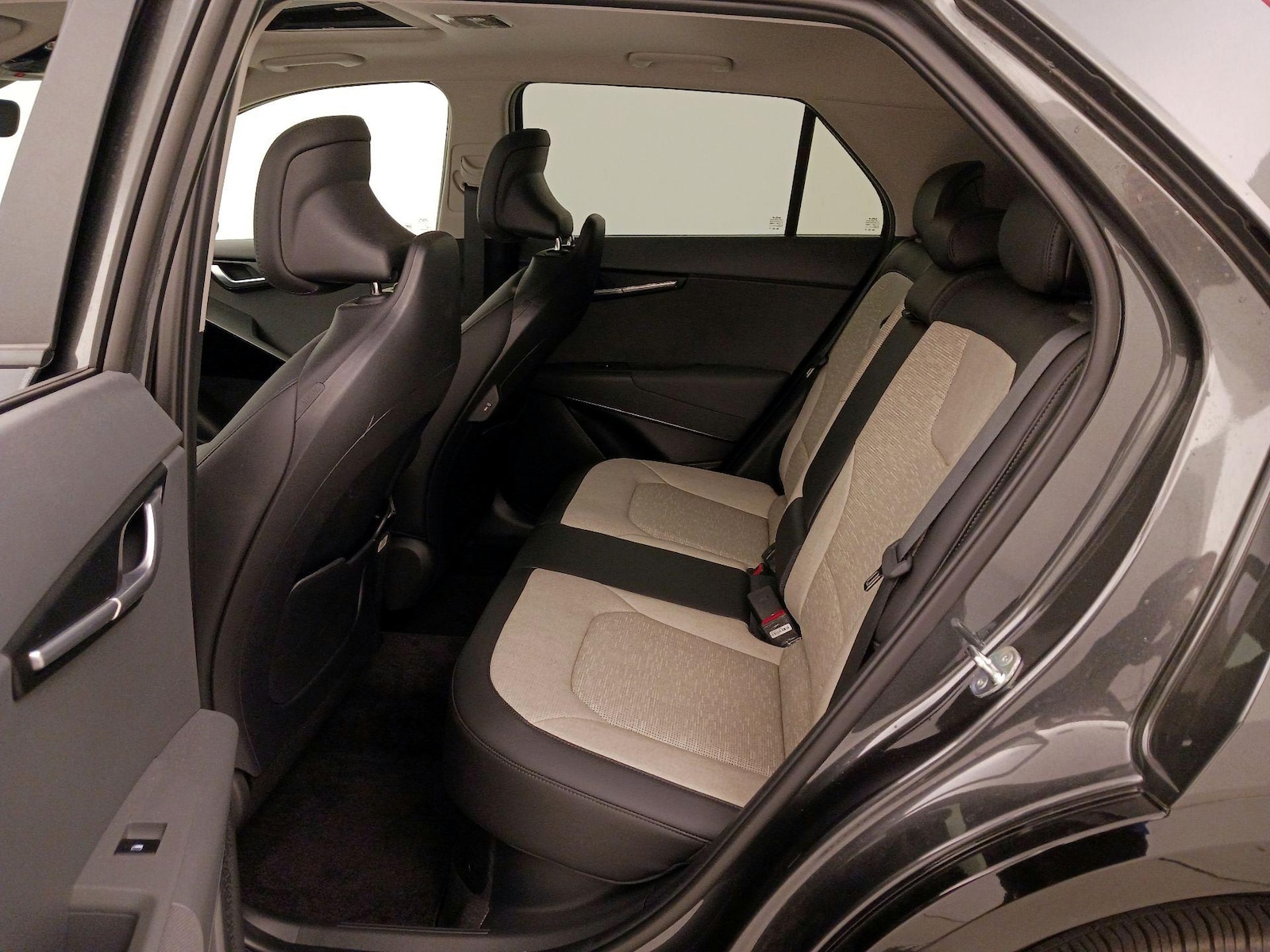 2024 Kia Niro SX Touring - Photo 22