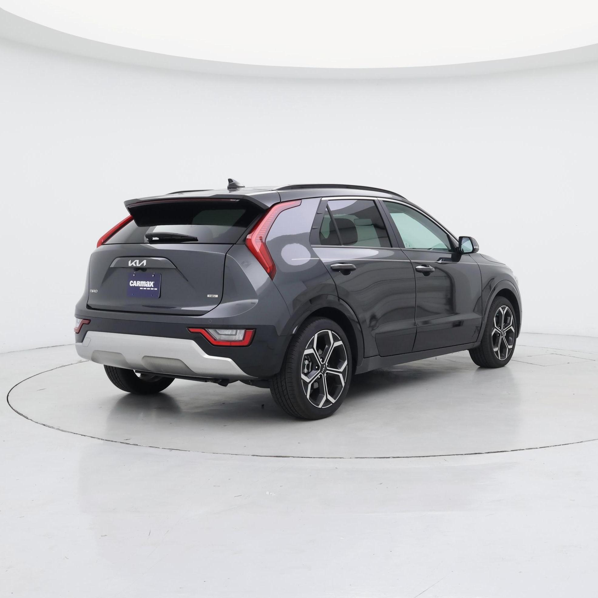 Thumbnail: 2024 Kia Niro - 8