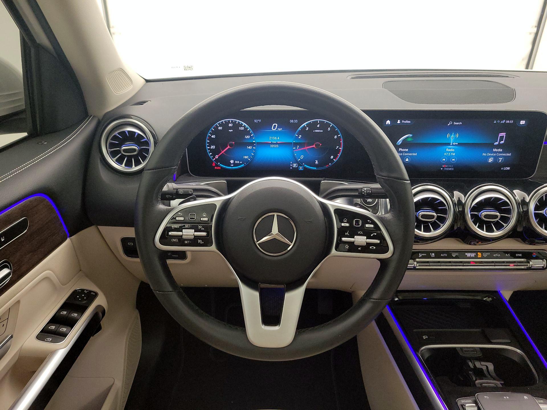 Thumbnail: 2021 Mercedes-Benz GLB - 10
