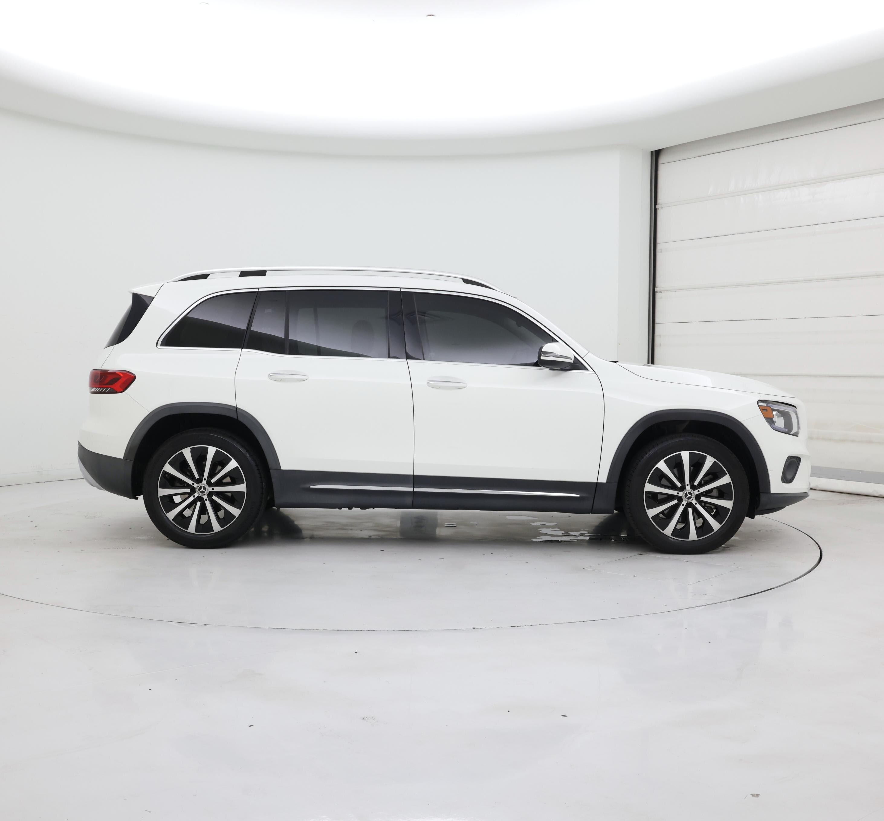 Thumbnail: 2021 Mercedes-Benz GLB - 7