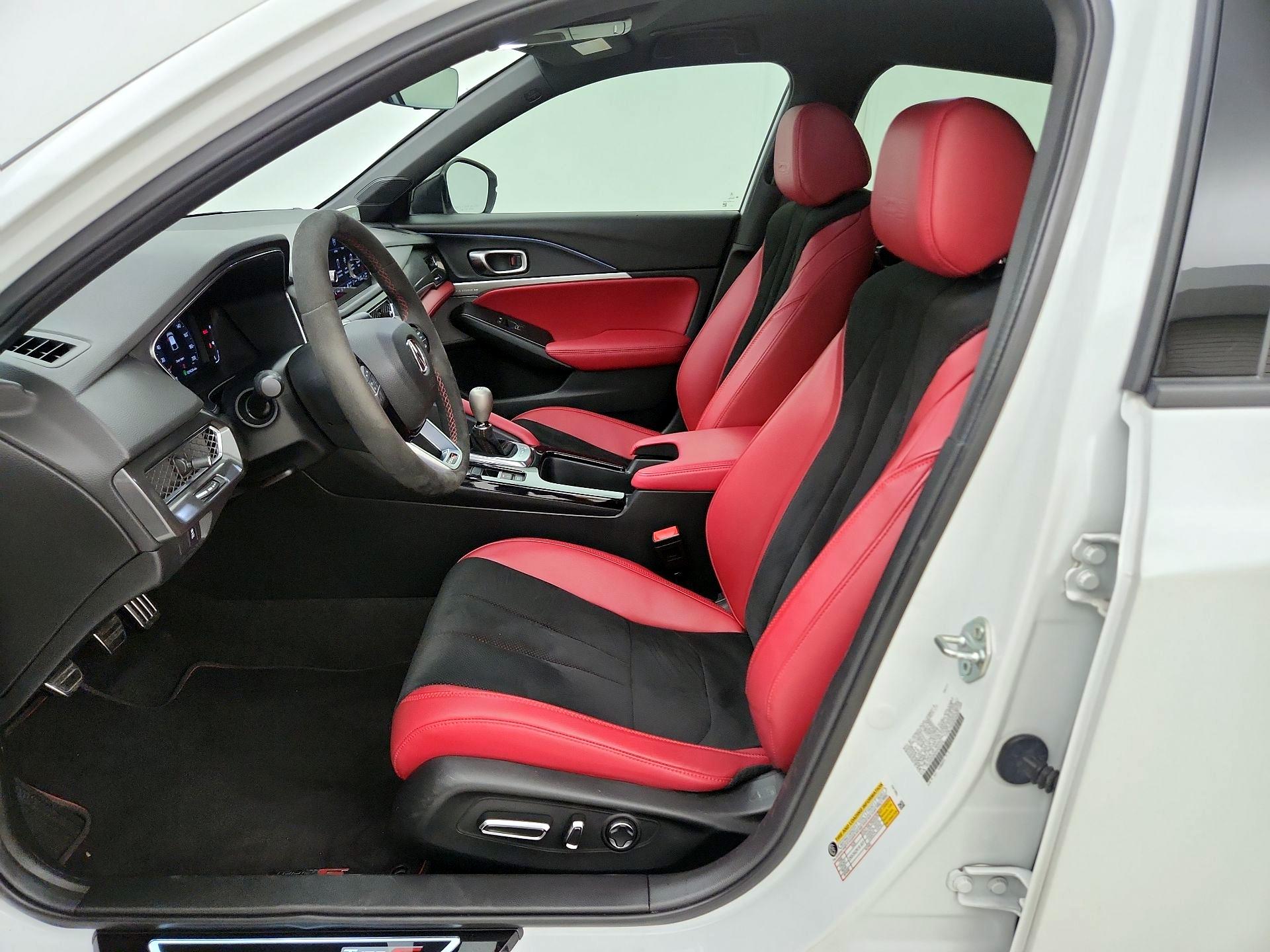 Thumbnail: 2024 Acura Integra - 11