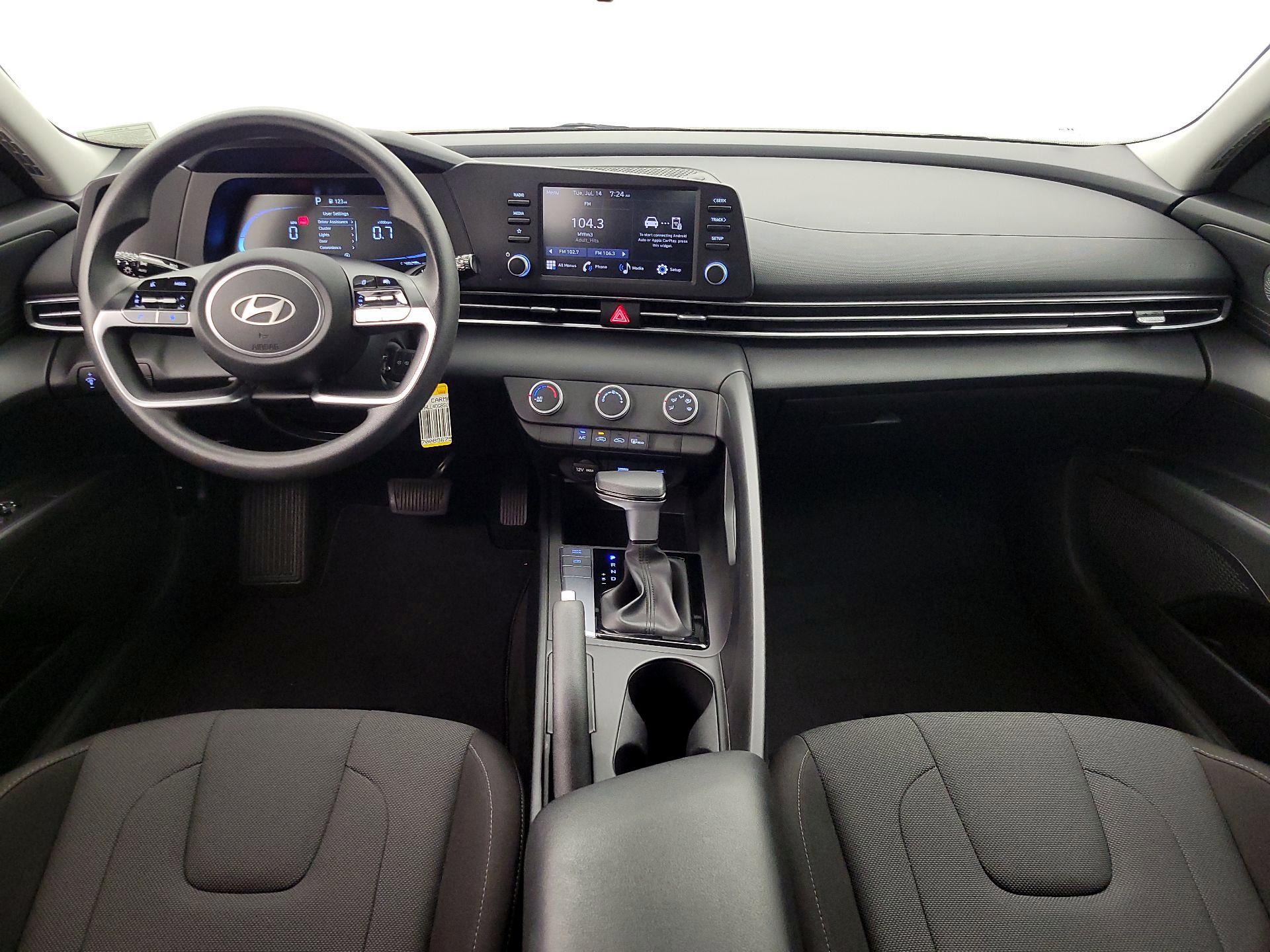 Thumbnail: 2025 Hyundai Elantra - 9