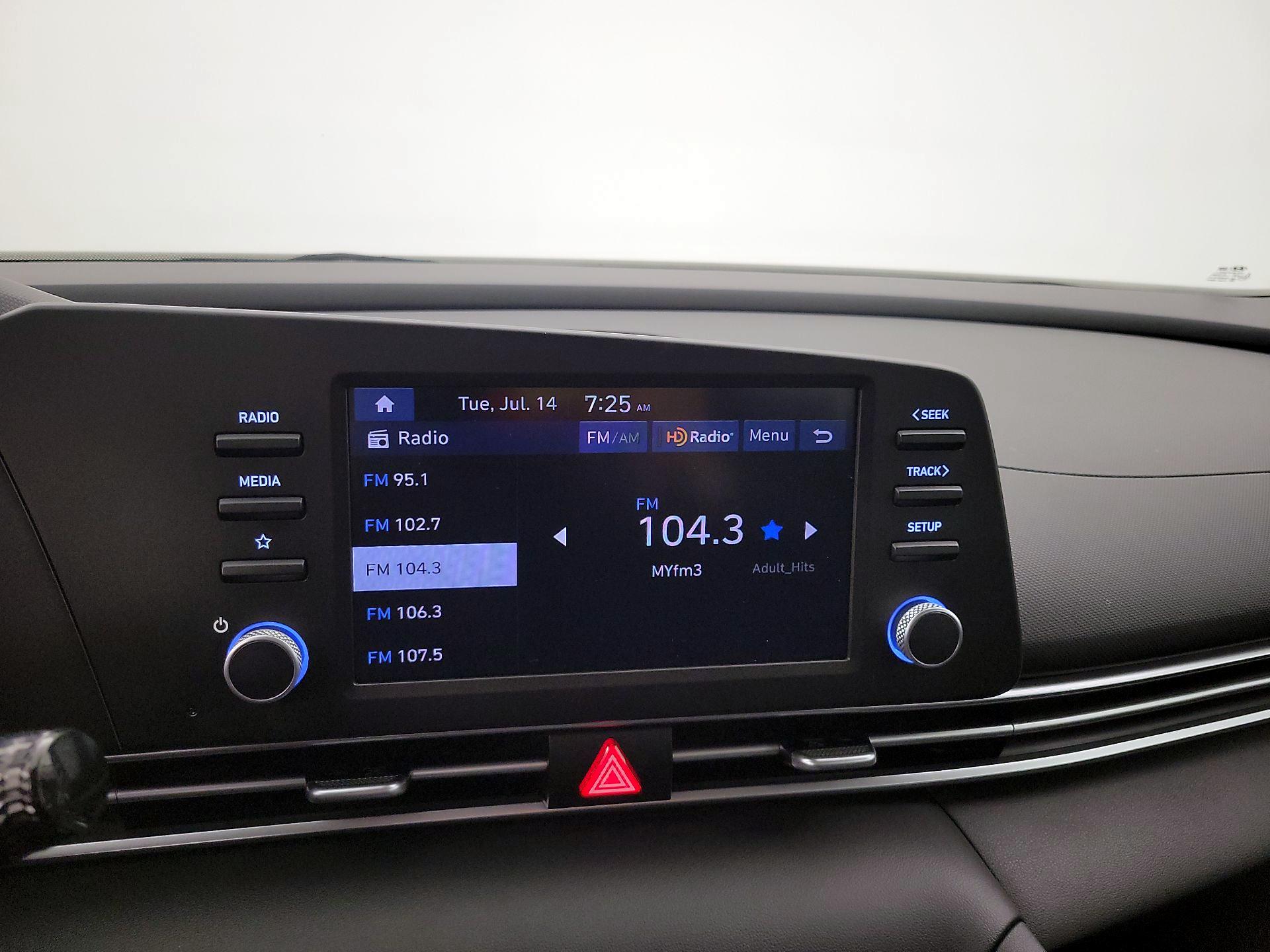 Thumbnail: 2025 Hyundai Elantra - 15