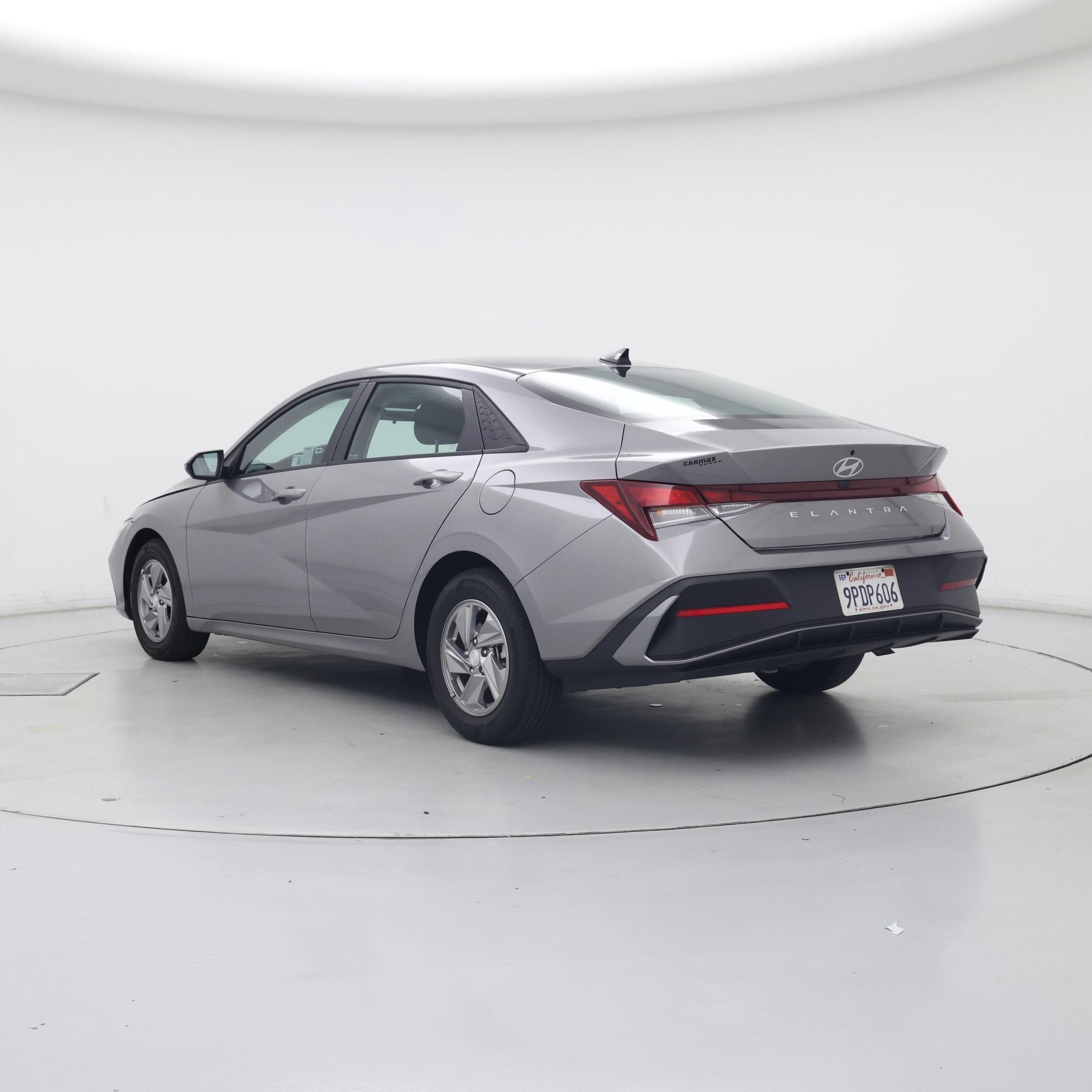 Thumbnail: 2025 Hyundai Elantra - 2