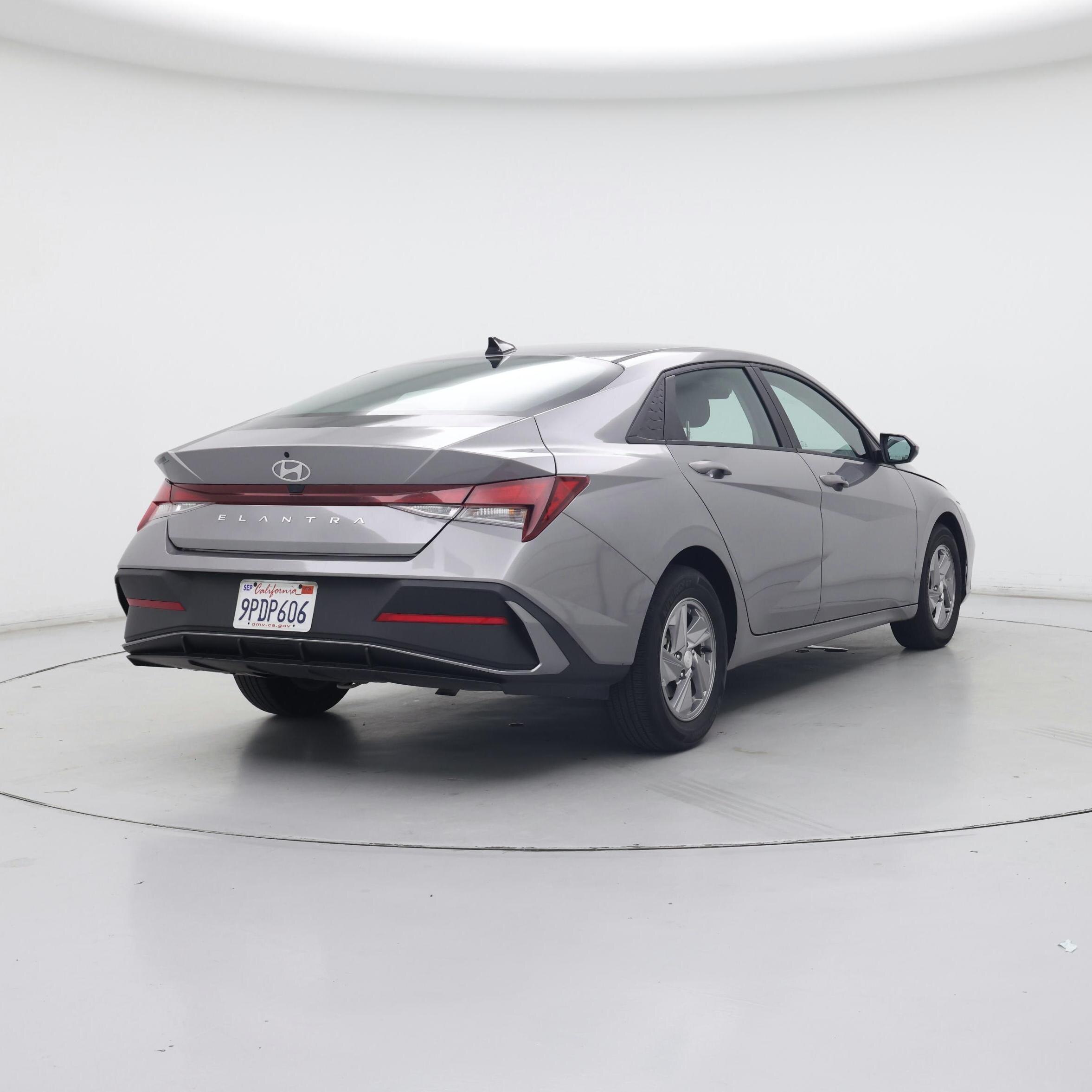 Thumbnail: 2025 Hyundai Elantra - 8