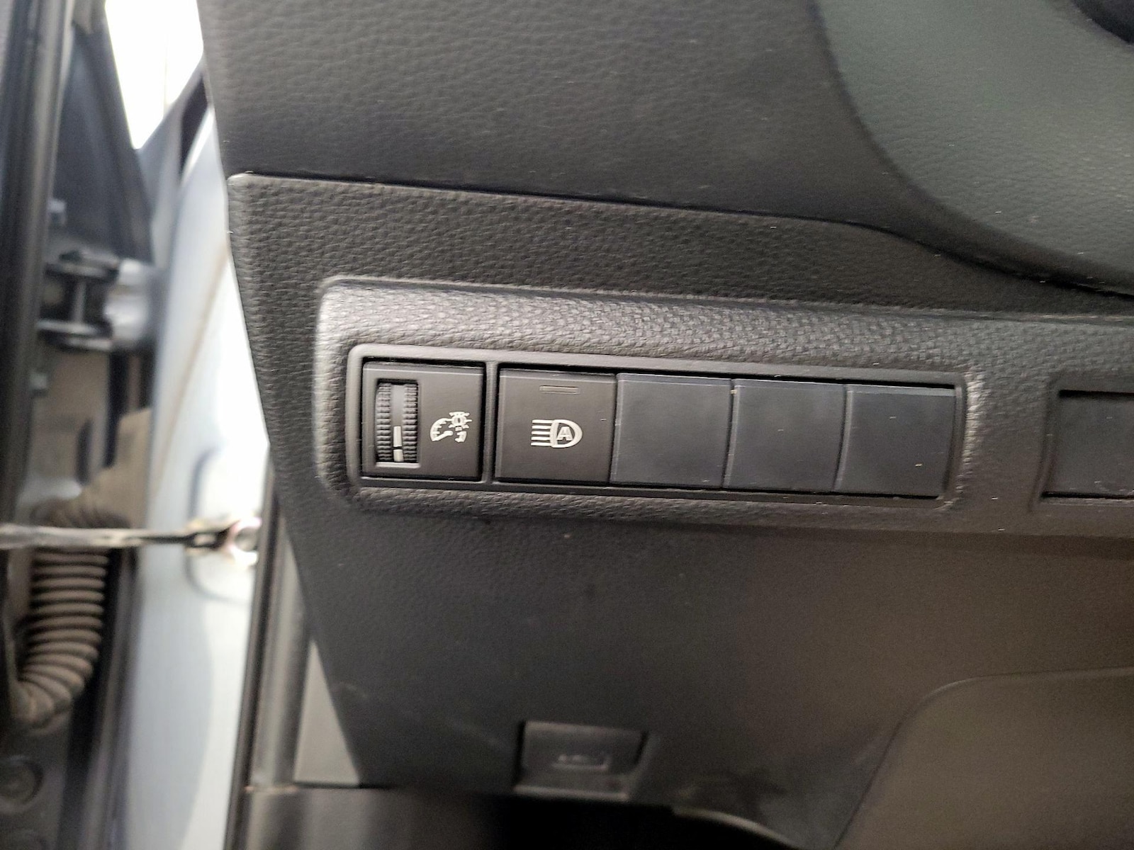 2020 Toyota Corolla LE - Photo 14