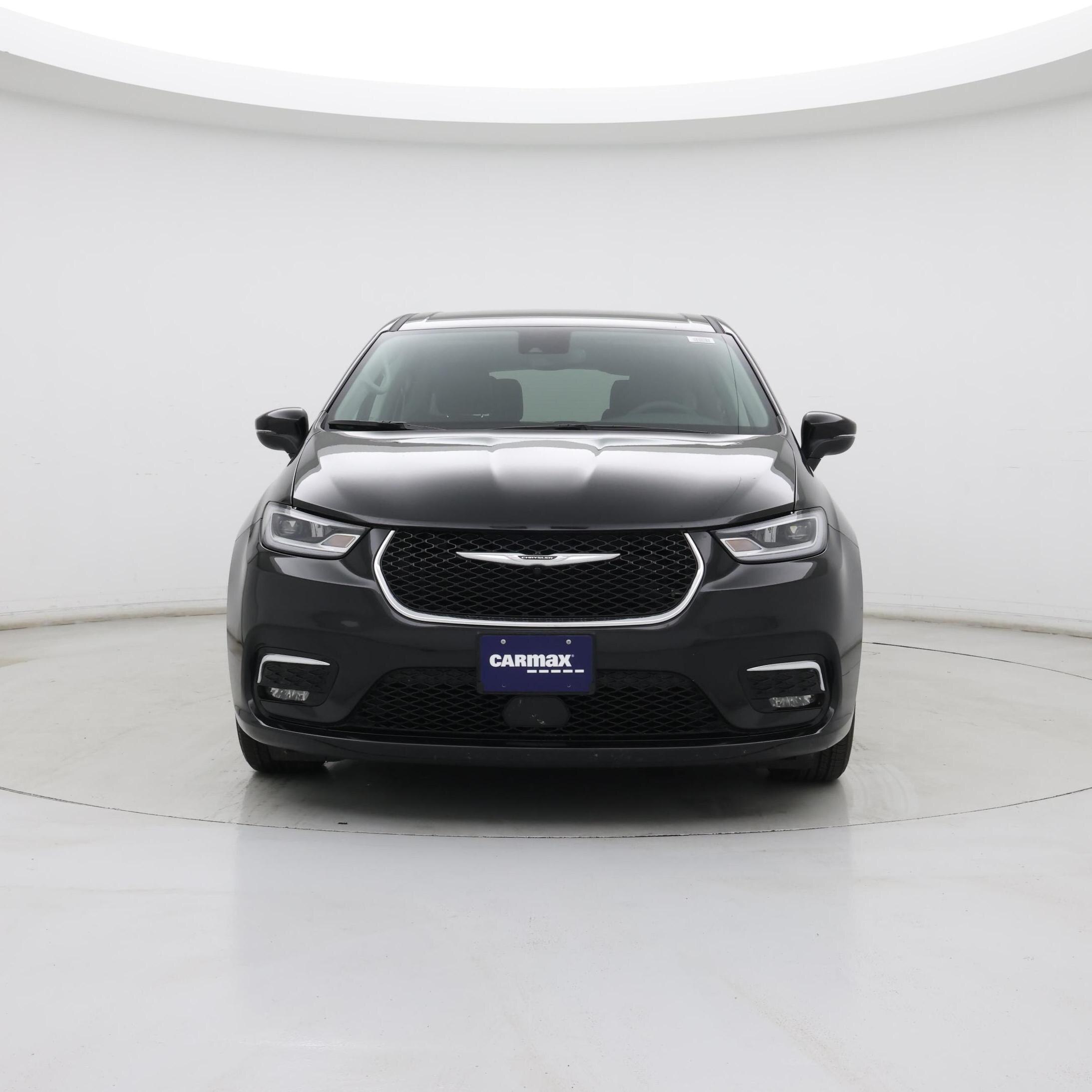 Thumbnail: 2023 Chrysler Pacifica - 5