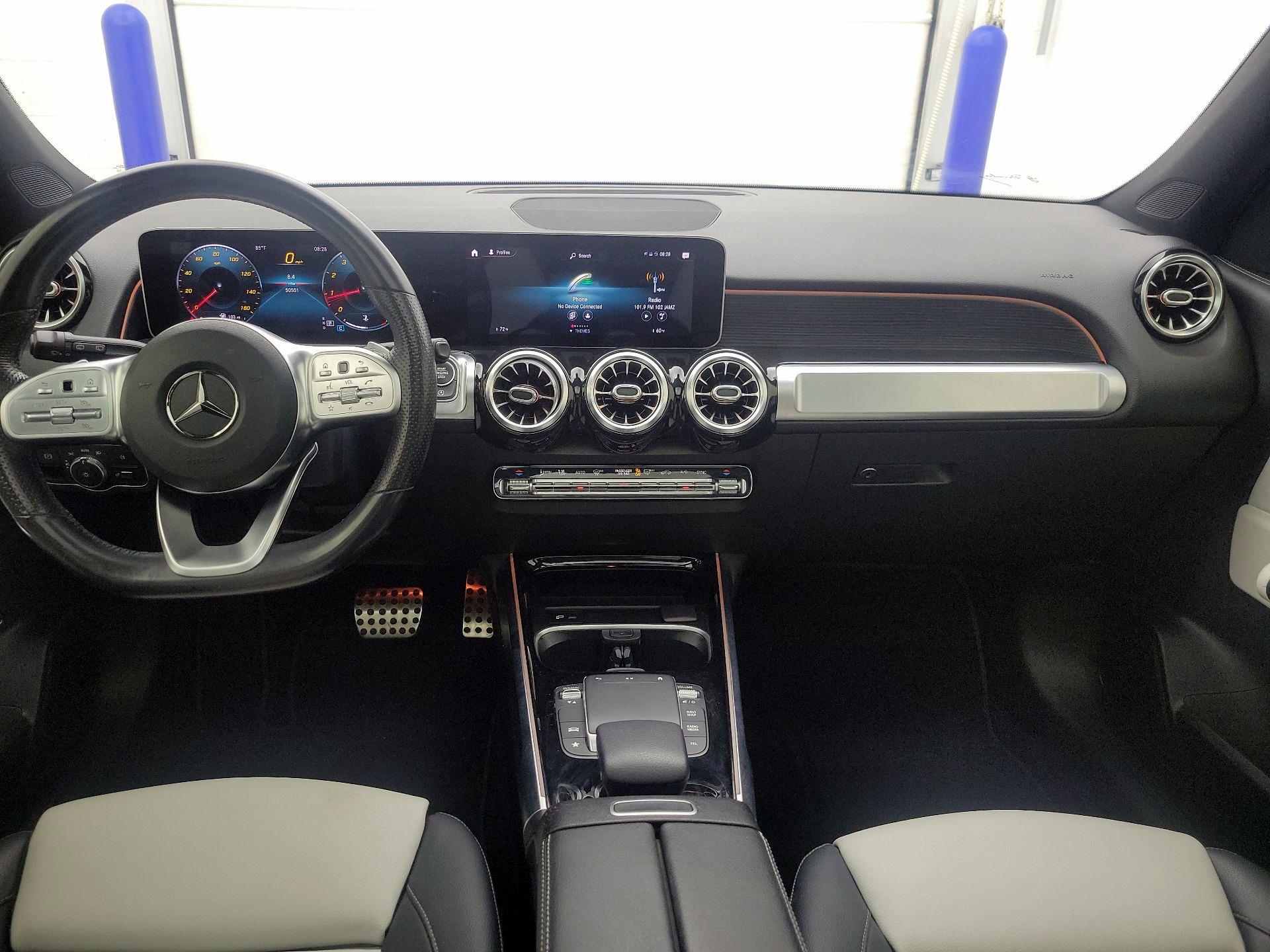 Thumbnail: 2021 Mercedes-Benz GLB - 9