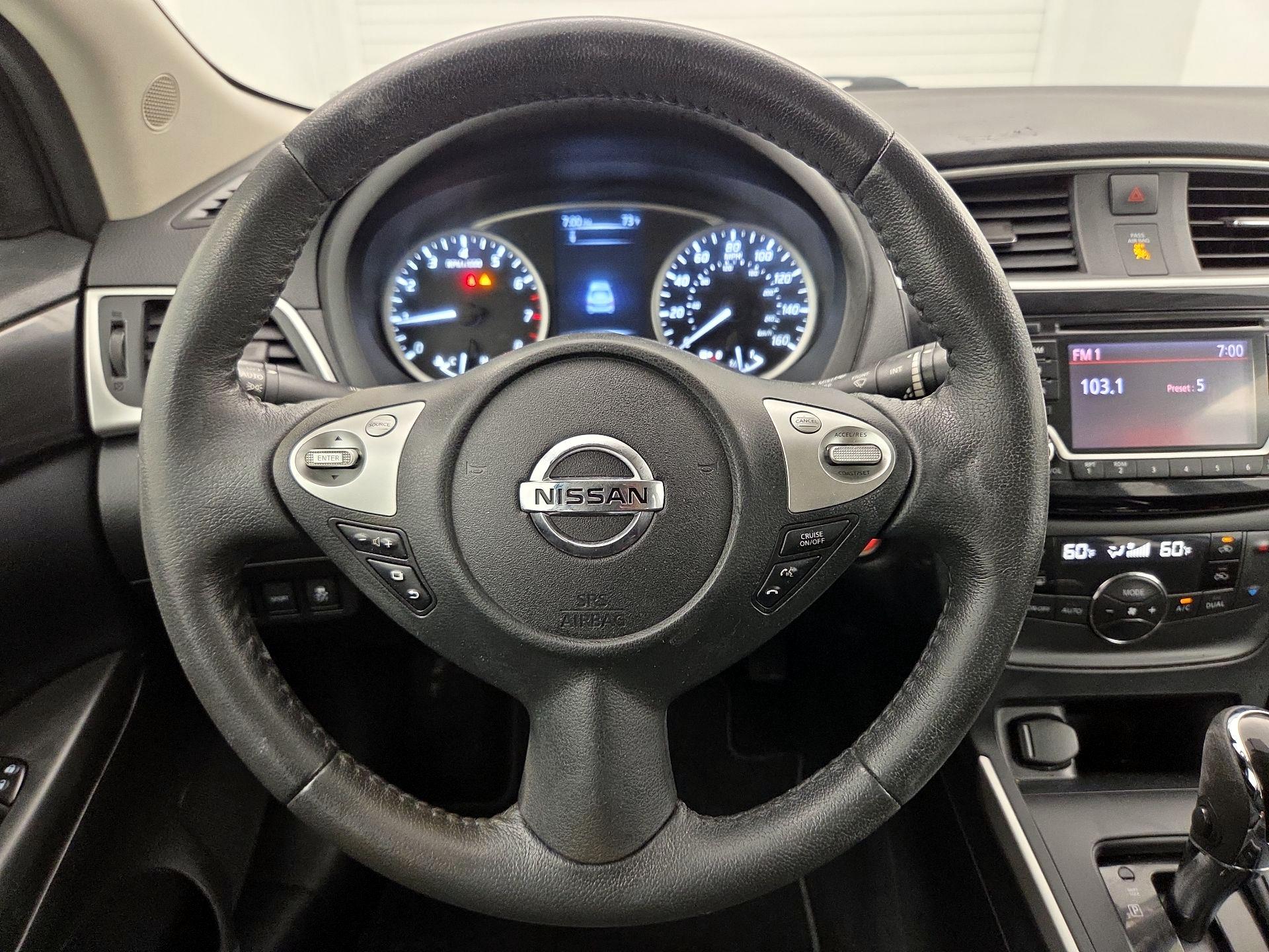 Thumbnail: 2018 Nissan Sentra - 10