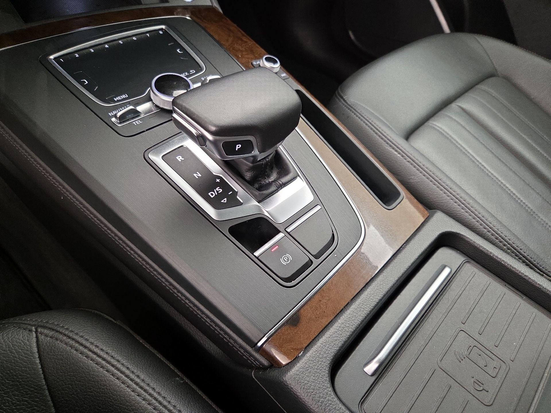 Thumbnail: 2019 Audi Q5 - 18