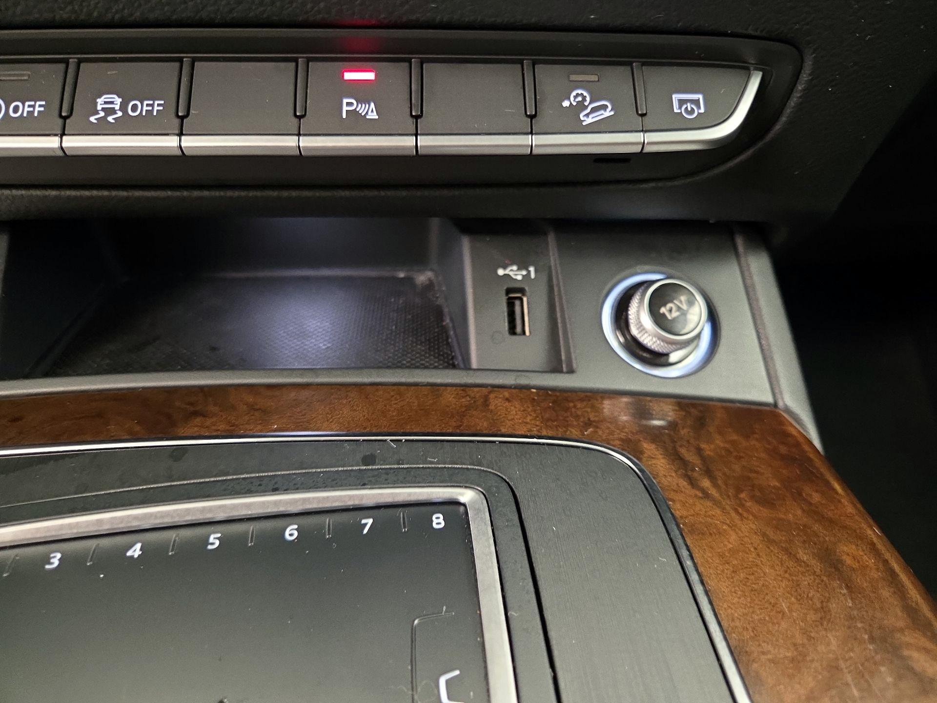 Thumbnail: 2019 Audi Q5 - 19