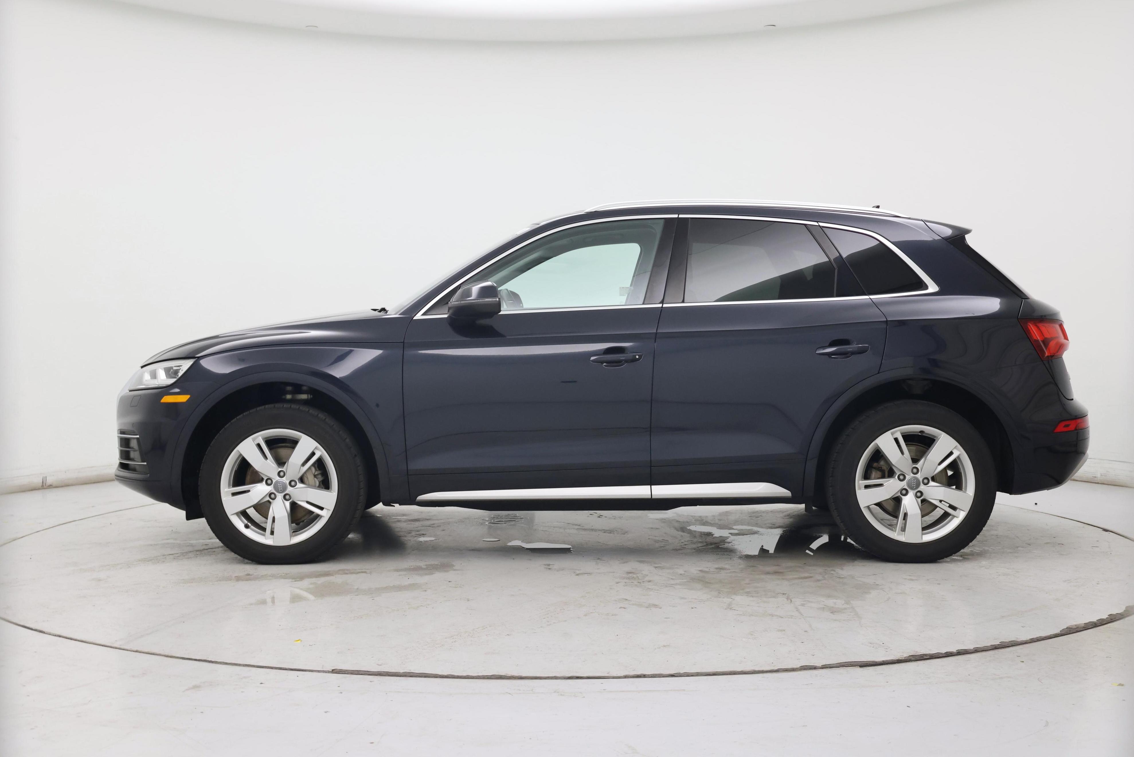 Thumbnail: 2019 Audi Q5 - 3