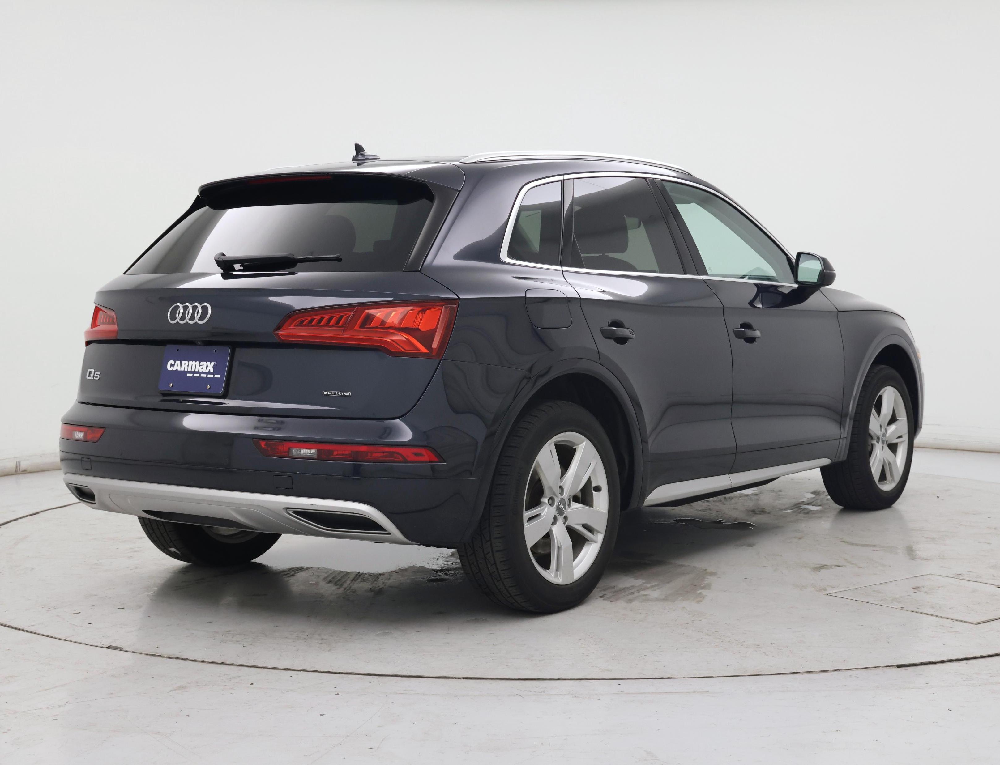 Thumbnail: 2019 Audi Q5 - 8