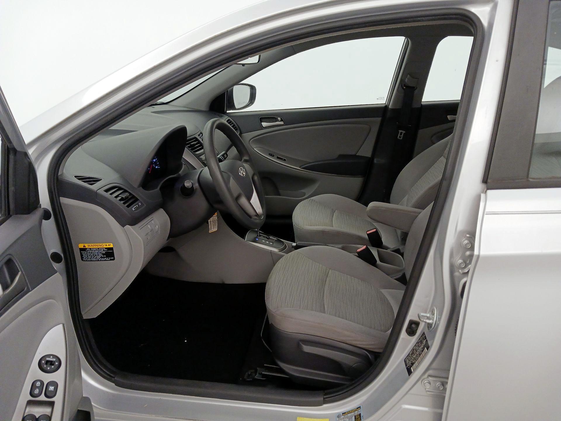 Thumbnail: 2016 Hyundai Accent - 11
