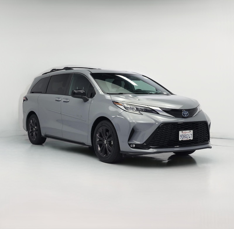 2023 Toyota Sienna Hybrid XSE