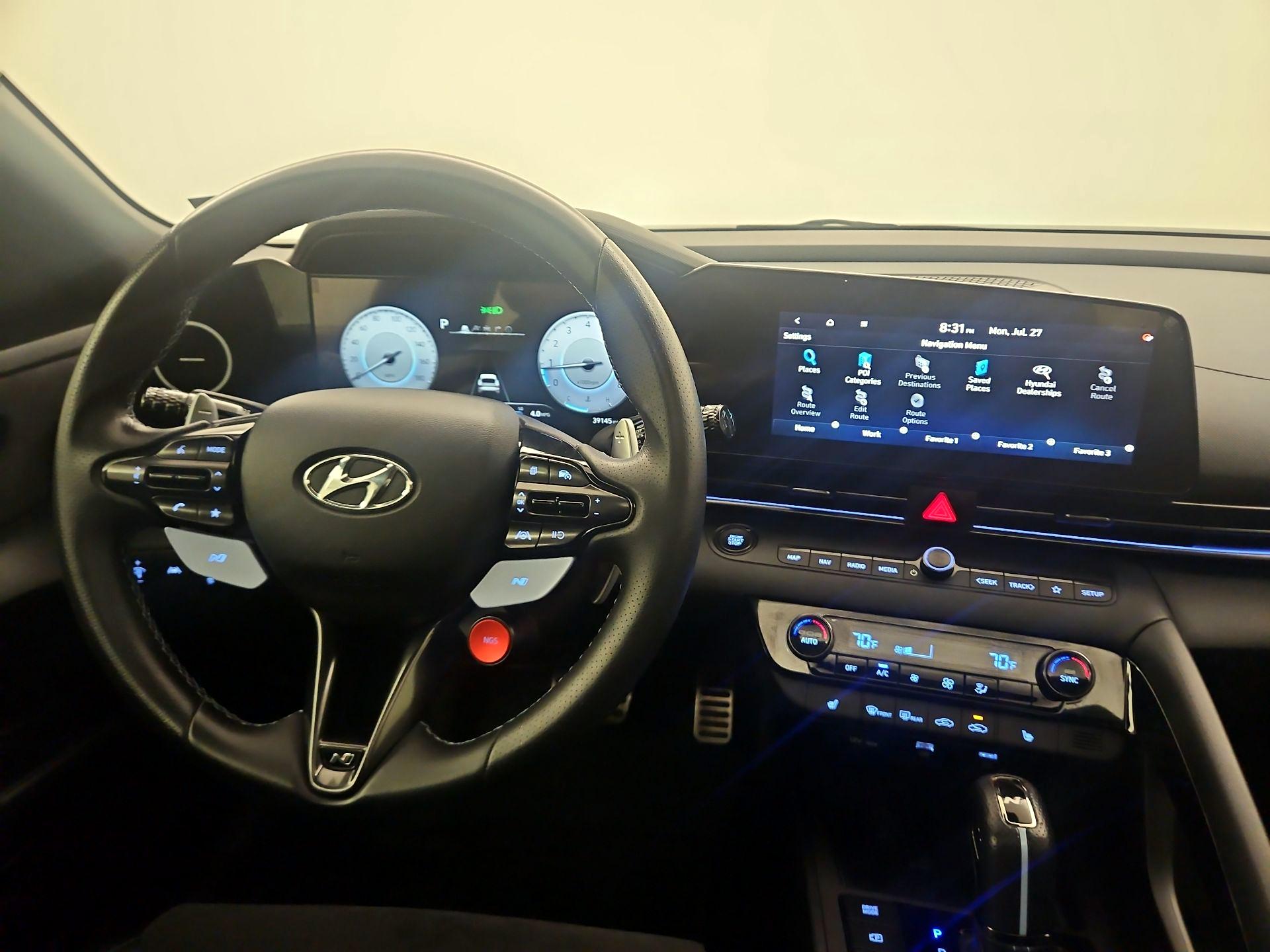 Thumbnail: 2022 Hyundai Elantra - 10